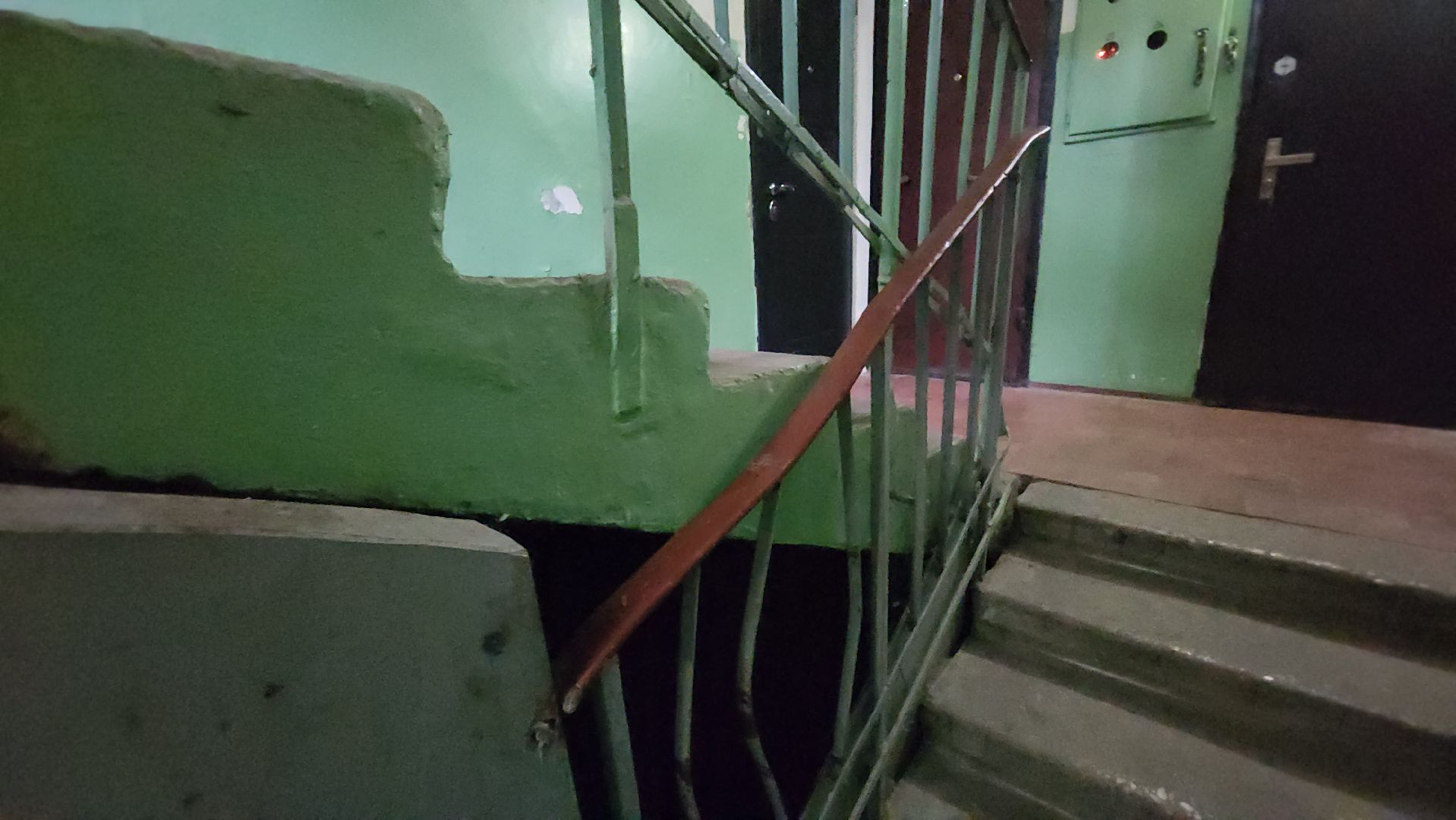 серпухов, улица космонавтов, ук занарье-жкх, выездная администрация, школа 16,