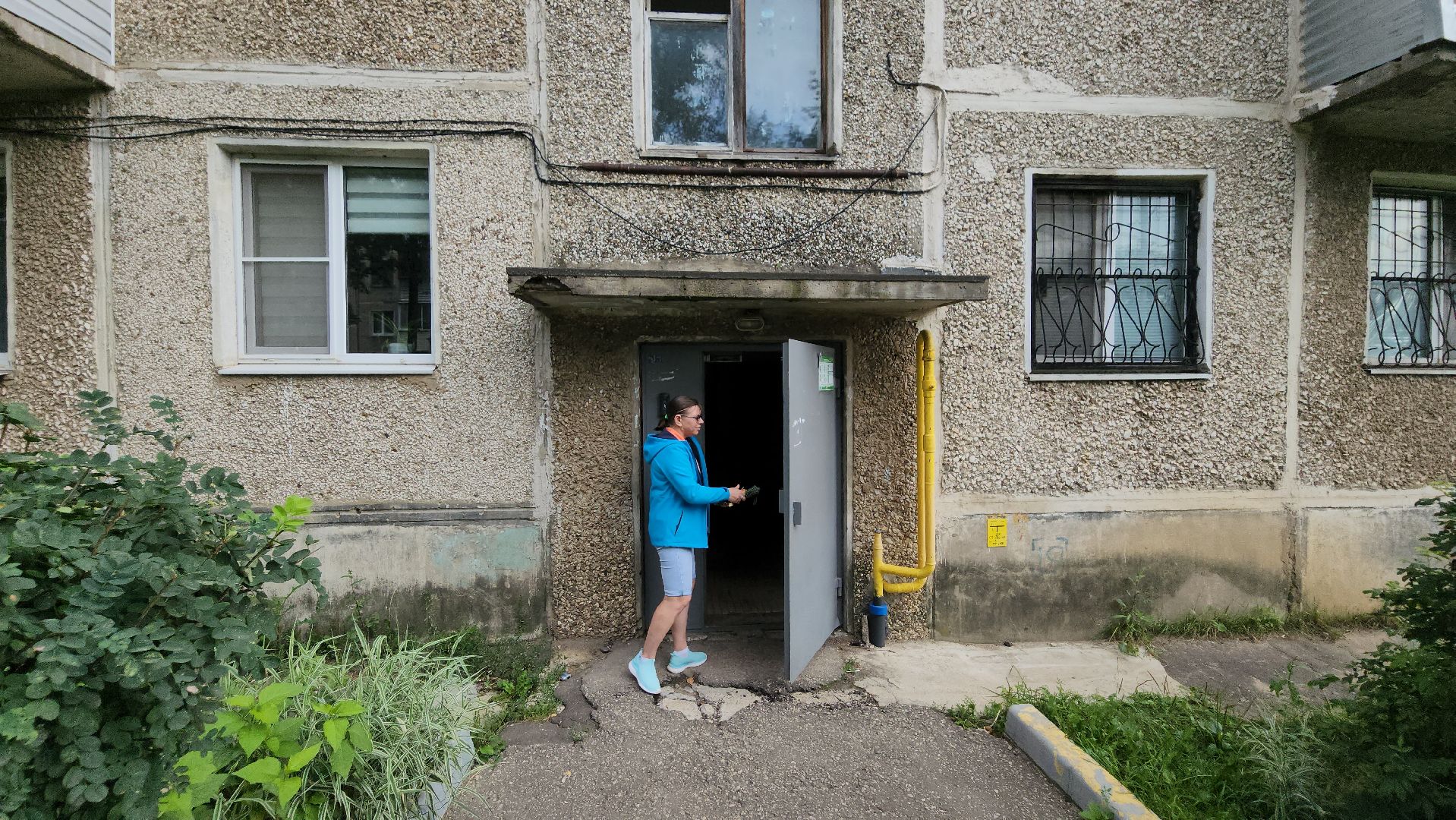 серпухов, улица космонавтов, ук занарье-жкх, выездная администрация, школа 16,