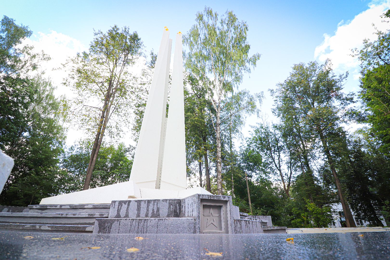 клин, общество, строительство, стела героям сво,