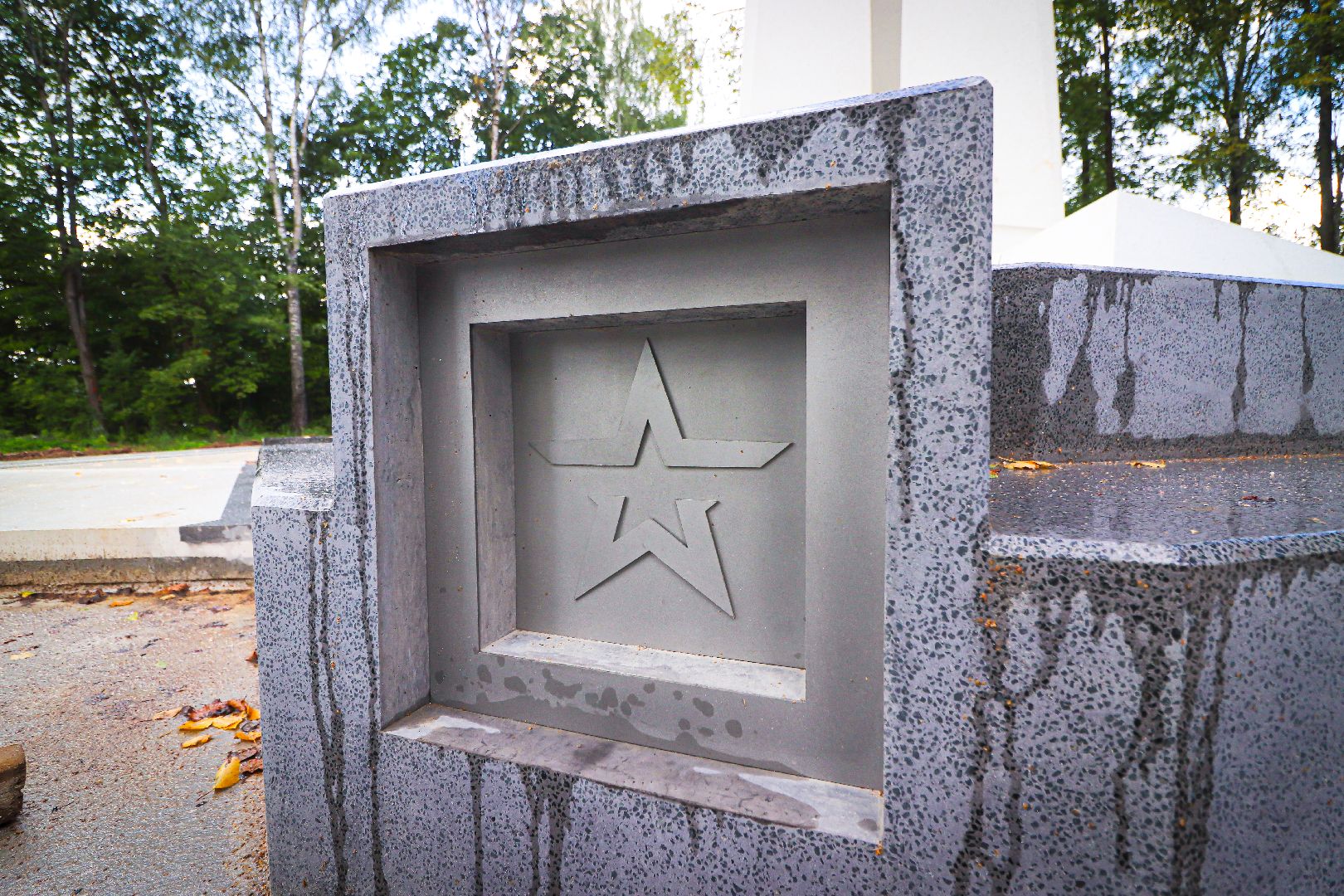 клин, общество, строительство, стела героям сво,