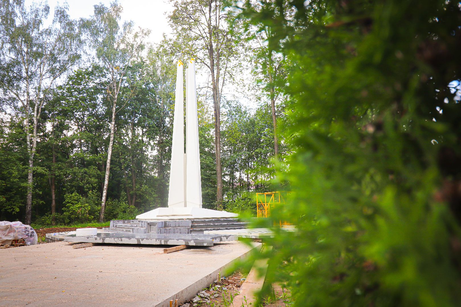 клин, общество, строительство, стела героям сво,