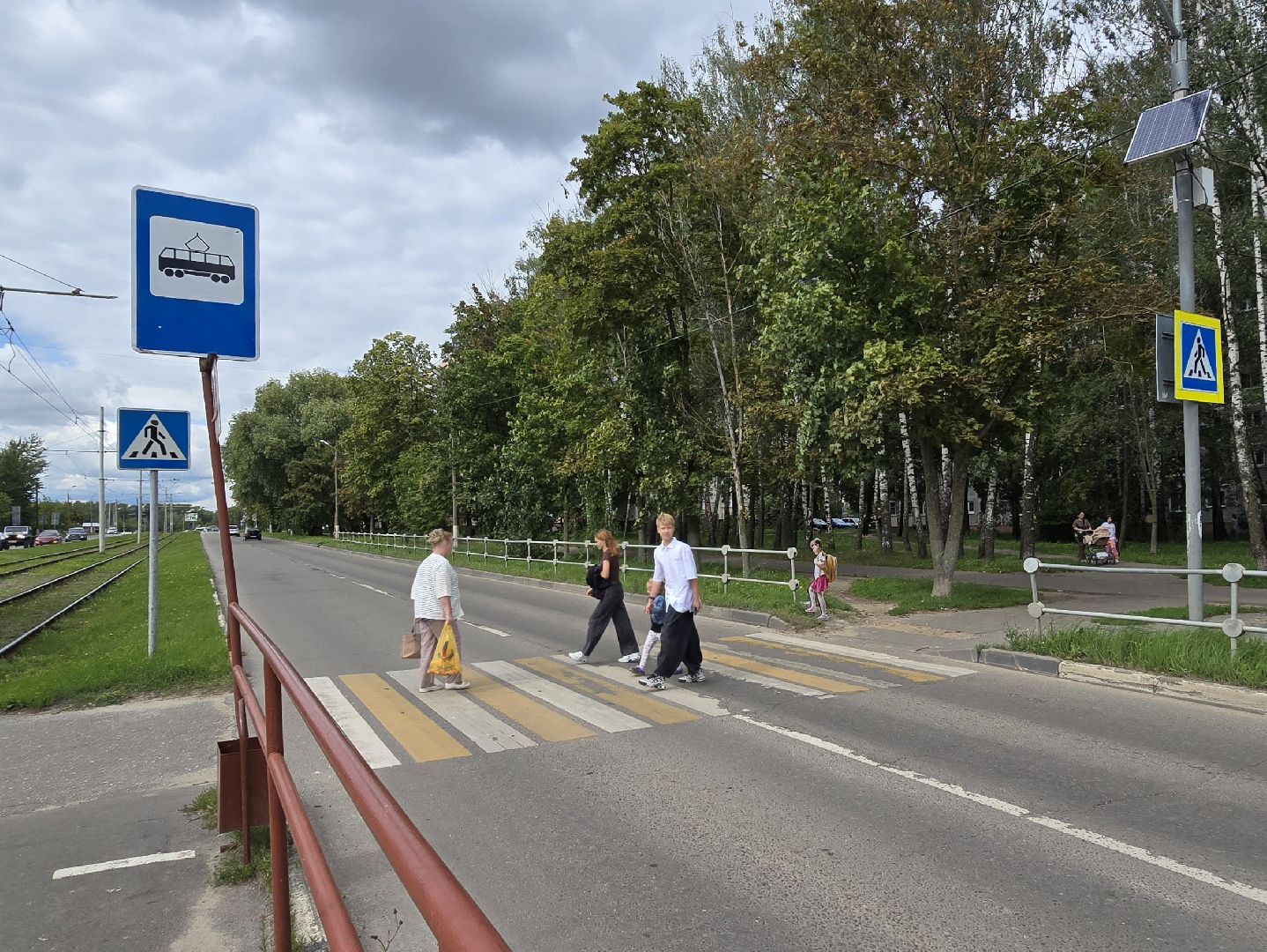 Коломна,пешеходный переход, макеты школьников, подготовка к 1 сентября,