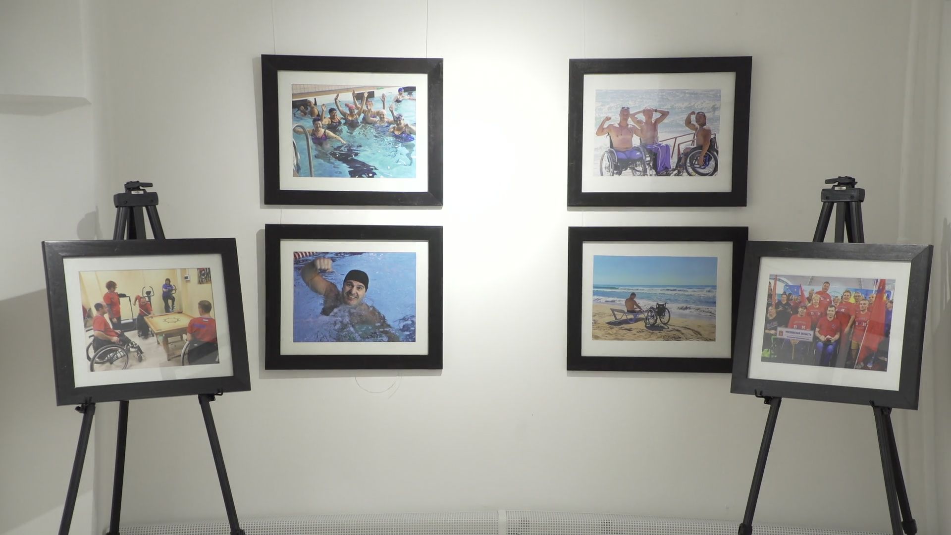 Реутов, выставка, люди с овз, картины,