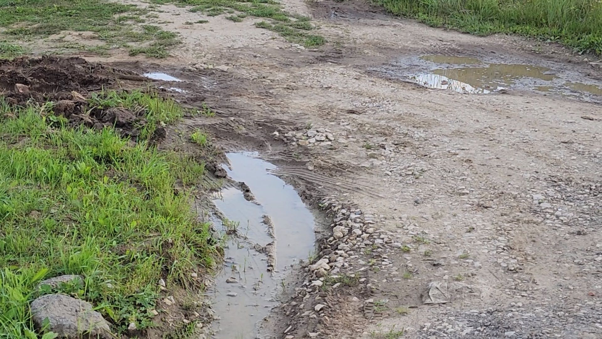 чехов,деревня манушкино, дк русь, выездная администрация, встреча с жителями, обращения граждан, ремонт проезда, улицы елецкая и ступинская, дорожный ремонт, сделать переходное или твердое покрытие, содержание дорог, мбу чеховское благоустройство, коллективное обращение жителей,