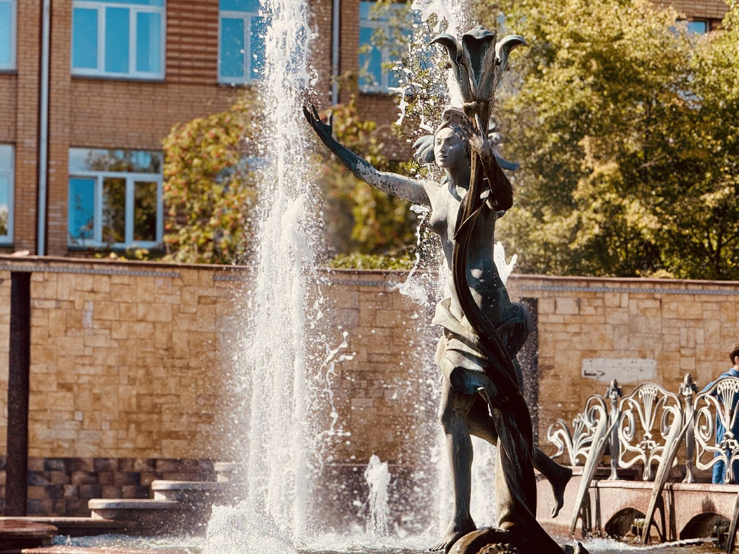 раменское, фонтан, Благоустройство, фонтан времена года на площади молодежи,