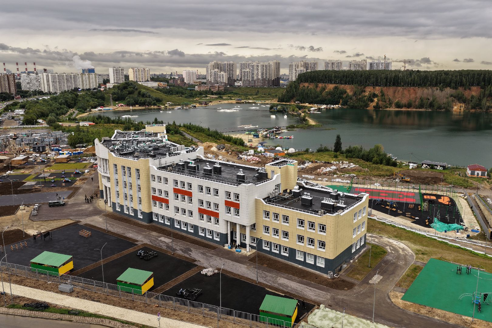 видео с коптера, гимназия 5 дзержинский, образование в люберцах,