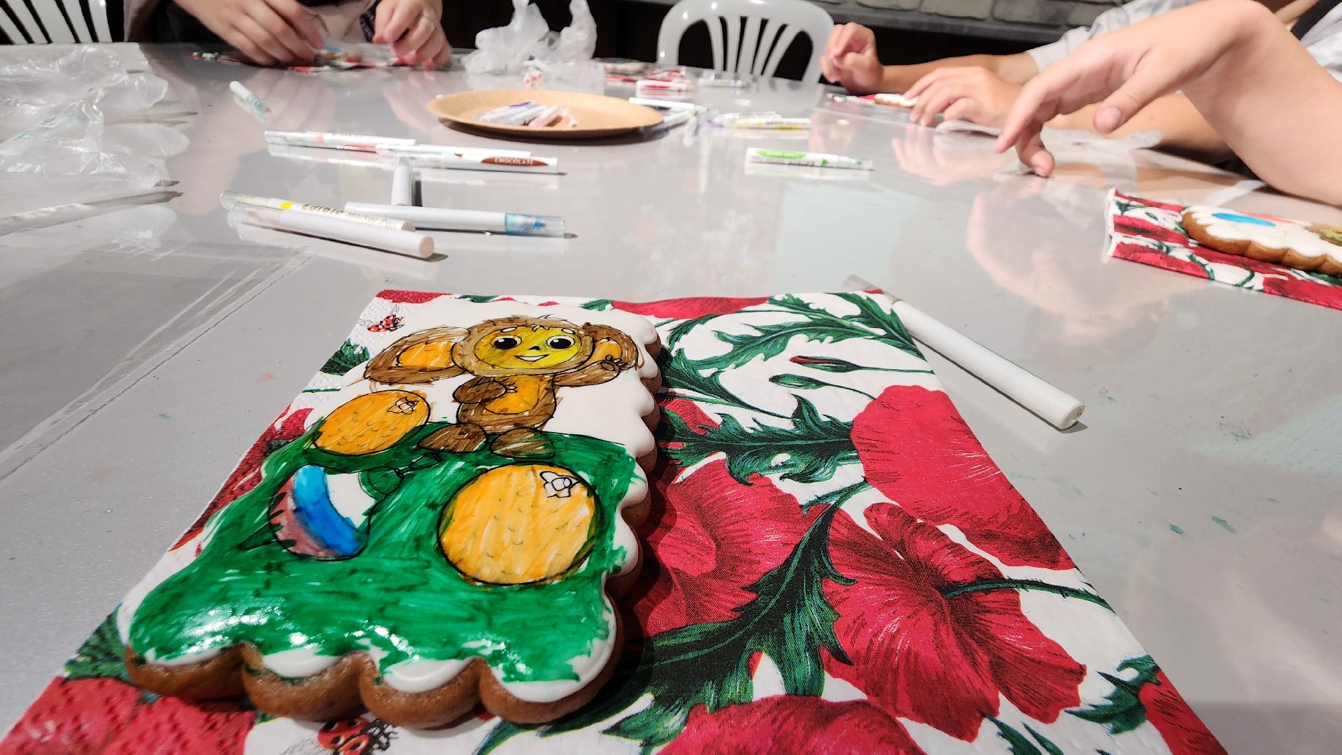 чебурашка на сво, символ победы, протвино,