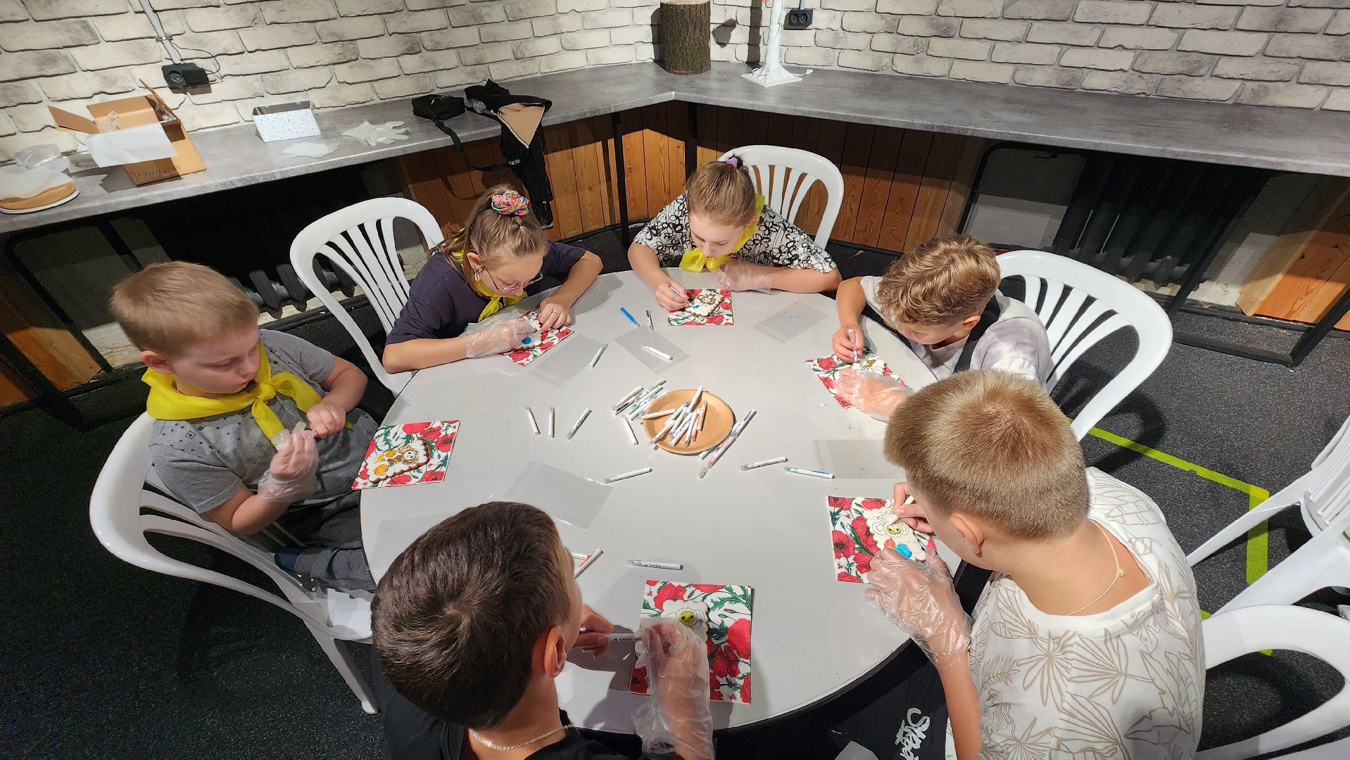 чебурашка на сво, символ победы, протвино,