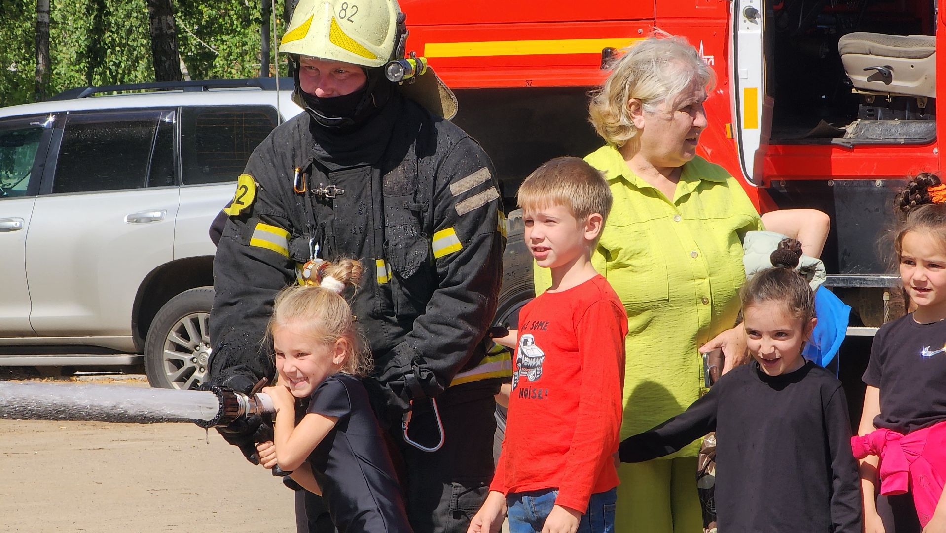 Пожарные, пожарная безопасность, пожарные автомобили, Лобня,