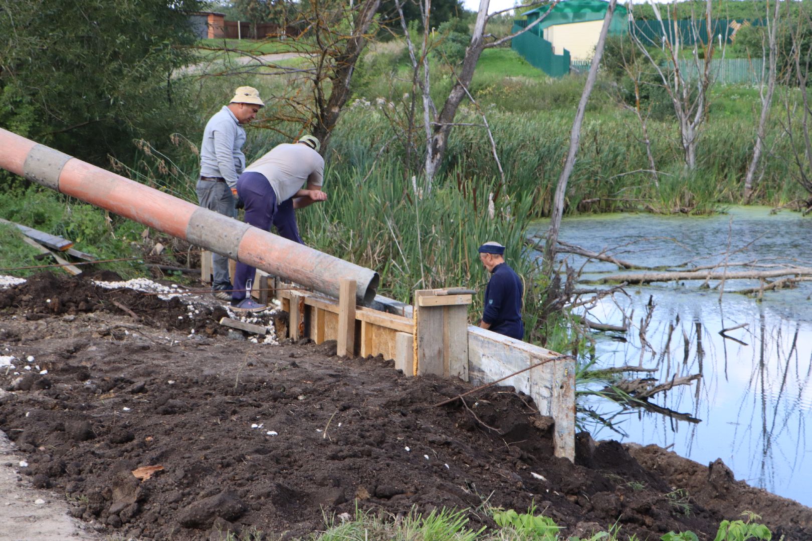 серебряные пруды, подхожее, ремонт плотины,