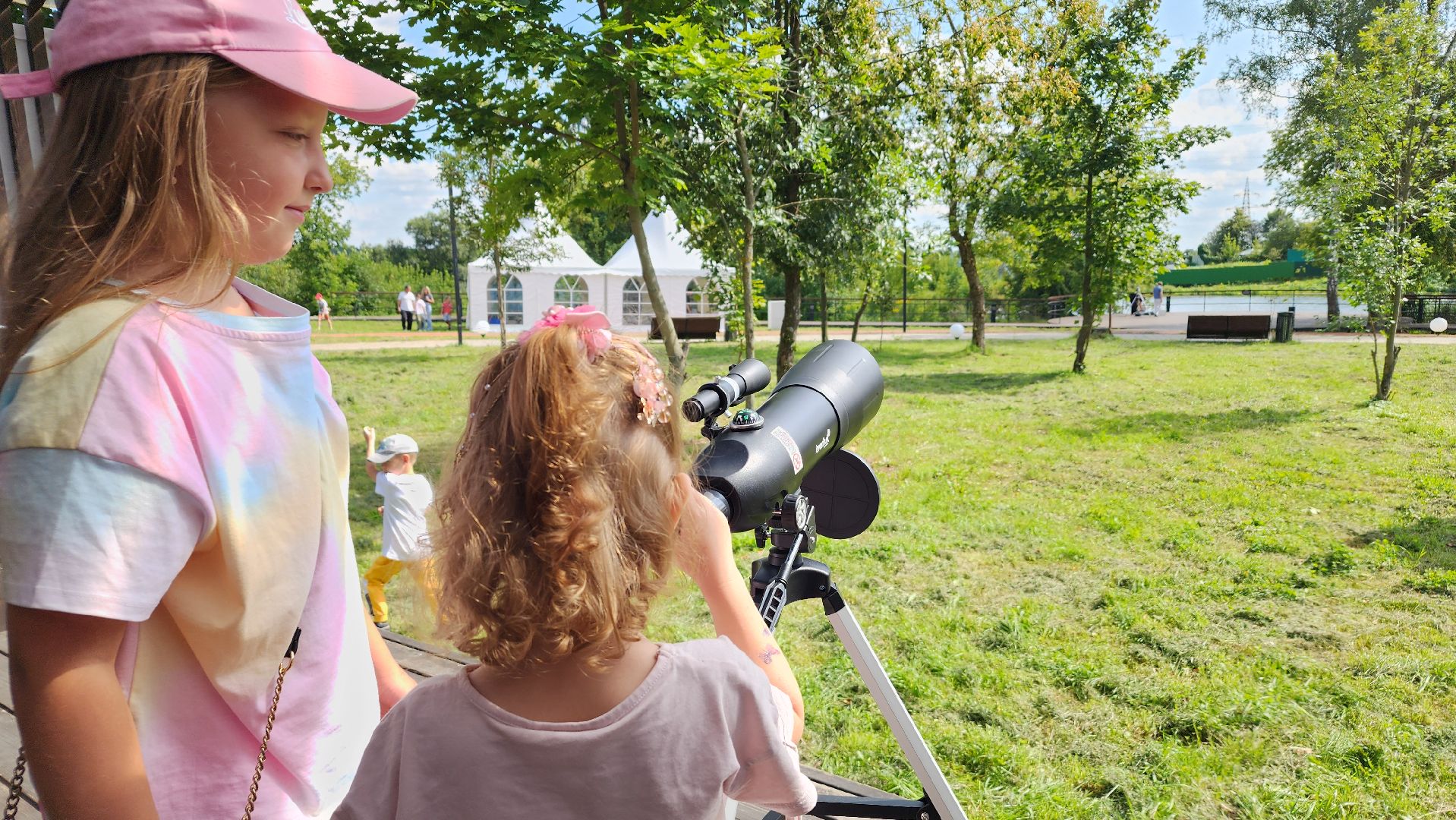 парки подмосковья, Космический фестиваль , Лосино-Петровский ,