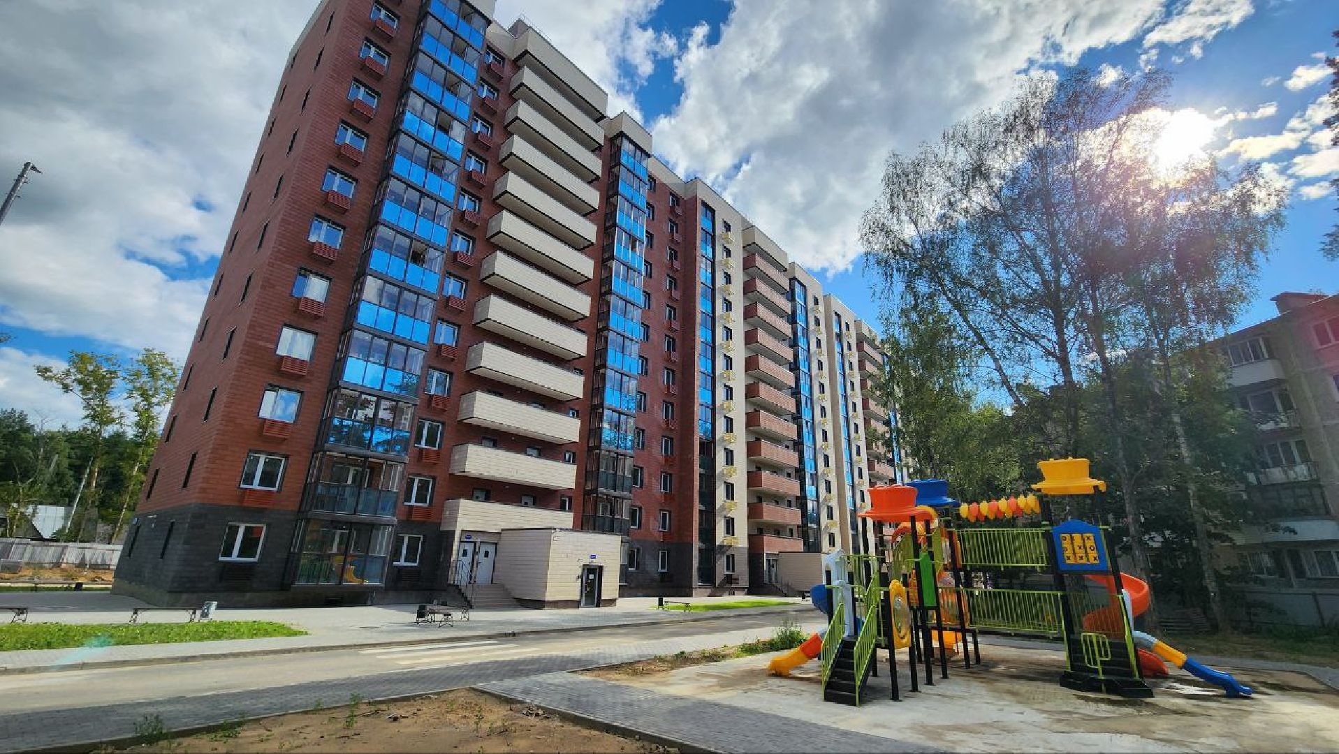 Дмитров, Микрорайон ДЗФС, Переселенцы из аварийного жилья, Минстрой,Минжилполитики,