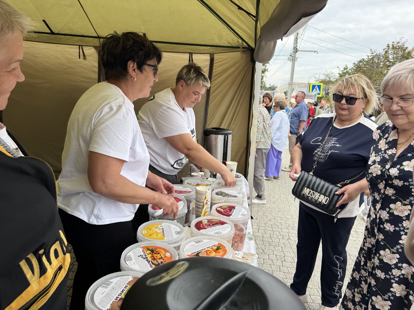 шаховская, штаб помощи, сво, гастрономический фестиваль,