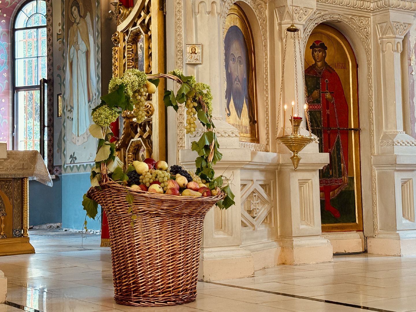 раменское, яблочный спас, троицкий храм раменское,