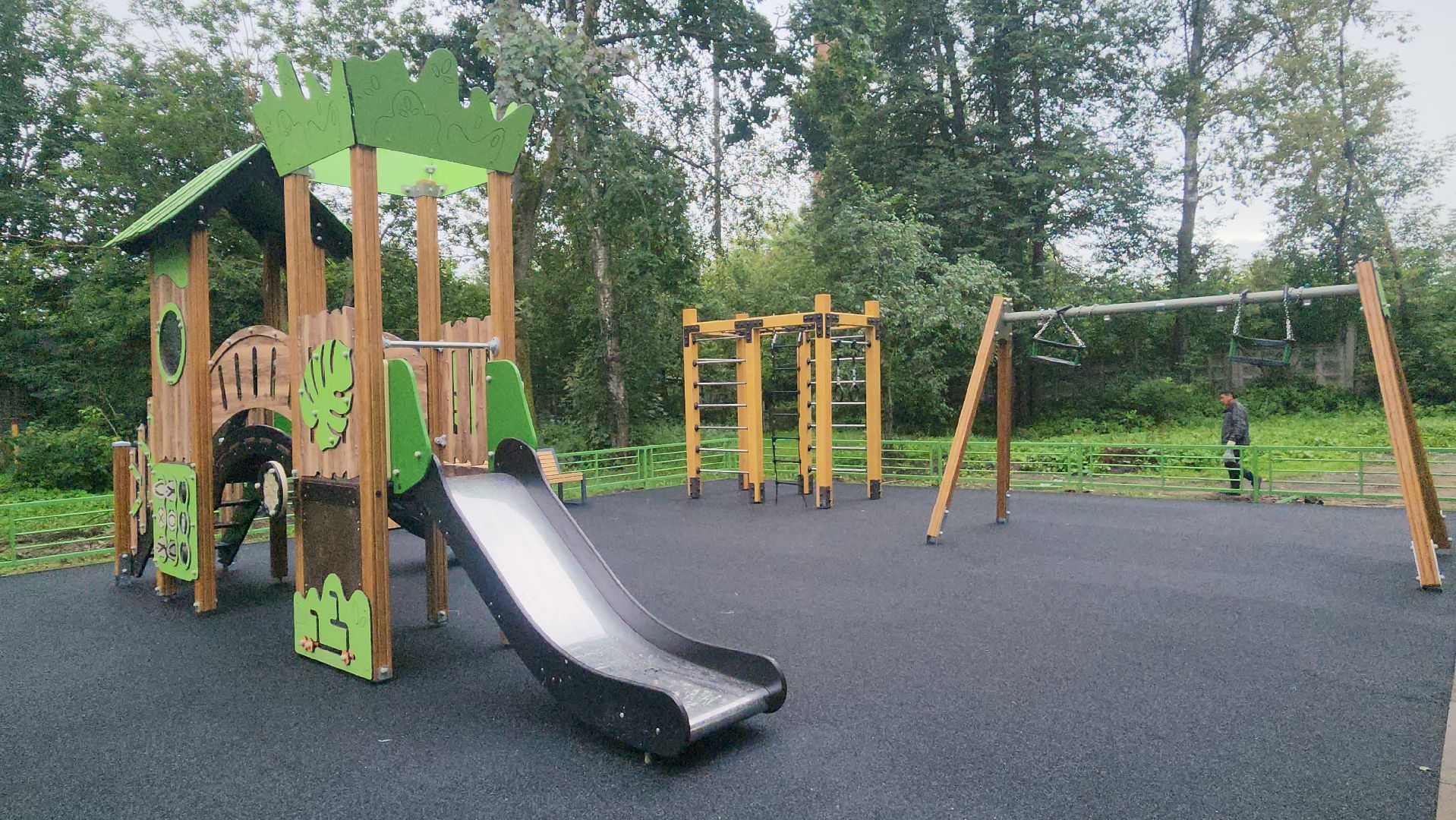 вертикалки, правдинский, пушкинский, детская площадка, монтаж площадки, дети,резиновое покрытие, игровые комплексы, качели, горка,