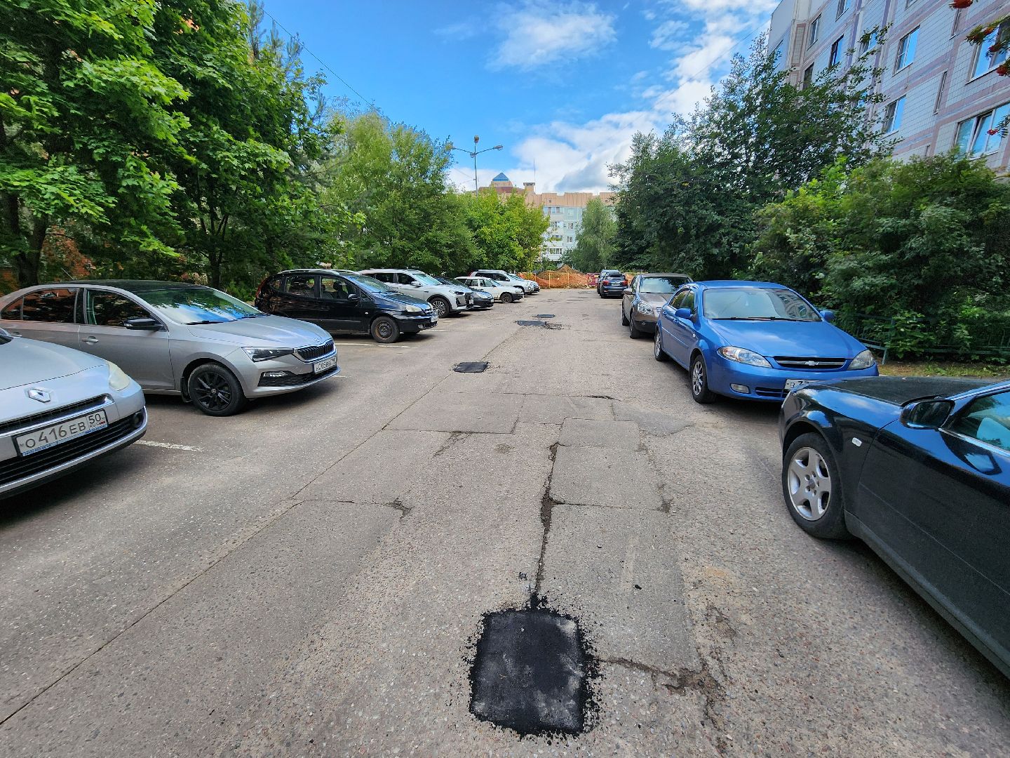 чехов, улица чехова, проезды и проходы во дворах, ямочный ремонт, текущий ремонт дорог, обращения жителей, портал добродел, администрация чехова, мбу чеховское благоустройство,