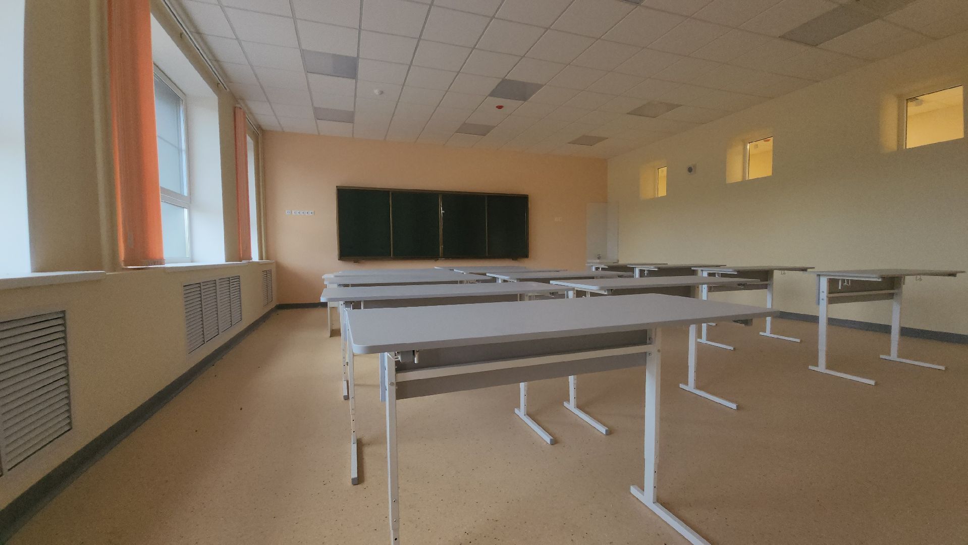 Зарайск, Горячая линия в новой школе Зарайска, Новая школа, Образование, Волнующие вопросы,