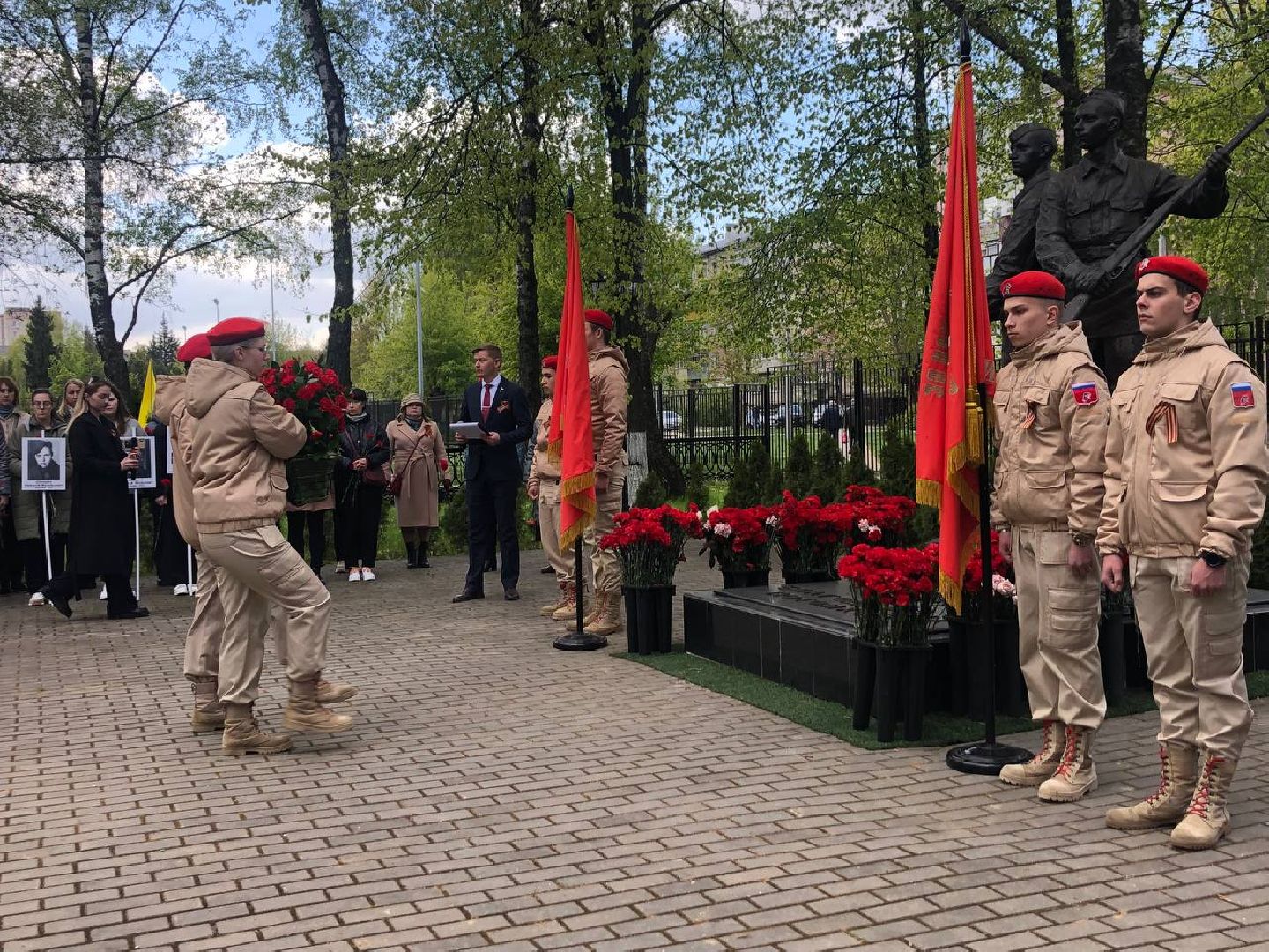 Подольск, возложение