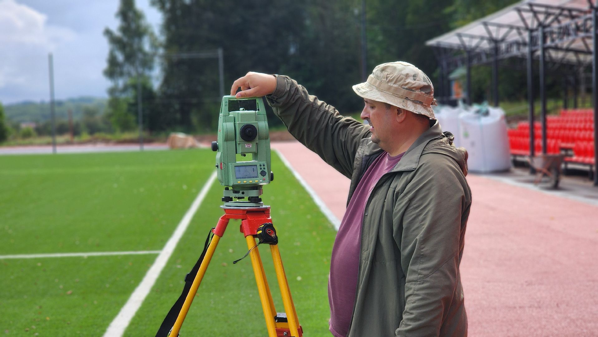 волоколамск, ремонт стадиона, мособлспорт,