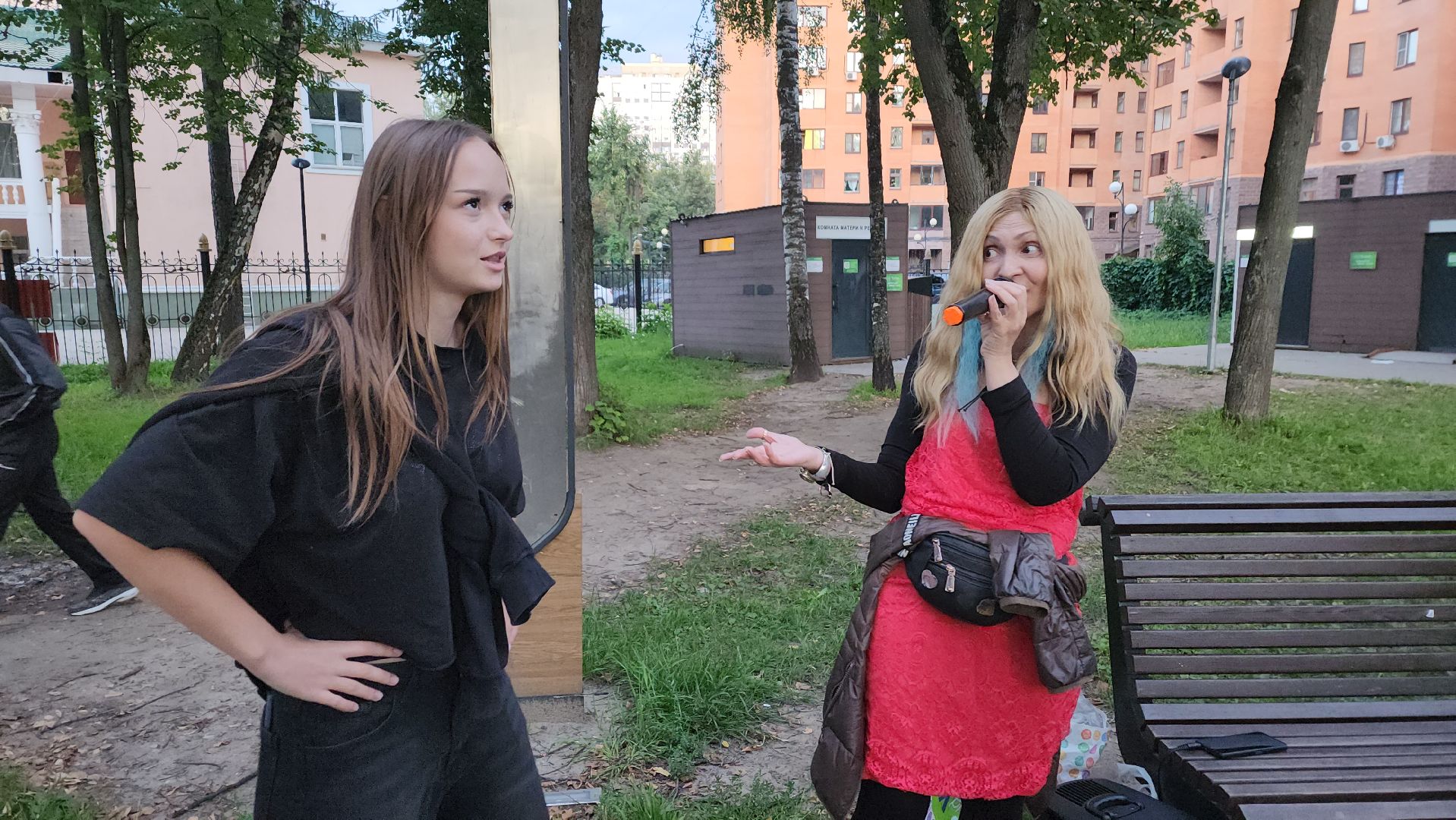 вертикалки, центральный парк, пушкино, певица, песни и танцы, музыка под открытым небом,подростки,хиты прошлых лет,музыка на воздухе,