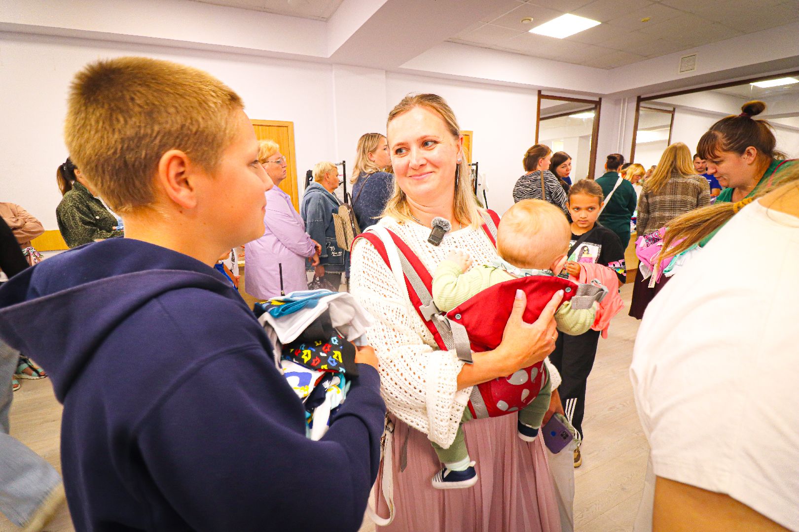 клин, общество, волонтеры, подмосковье, соберем ребенка в школу, акции,