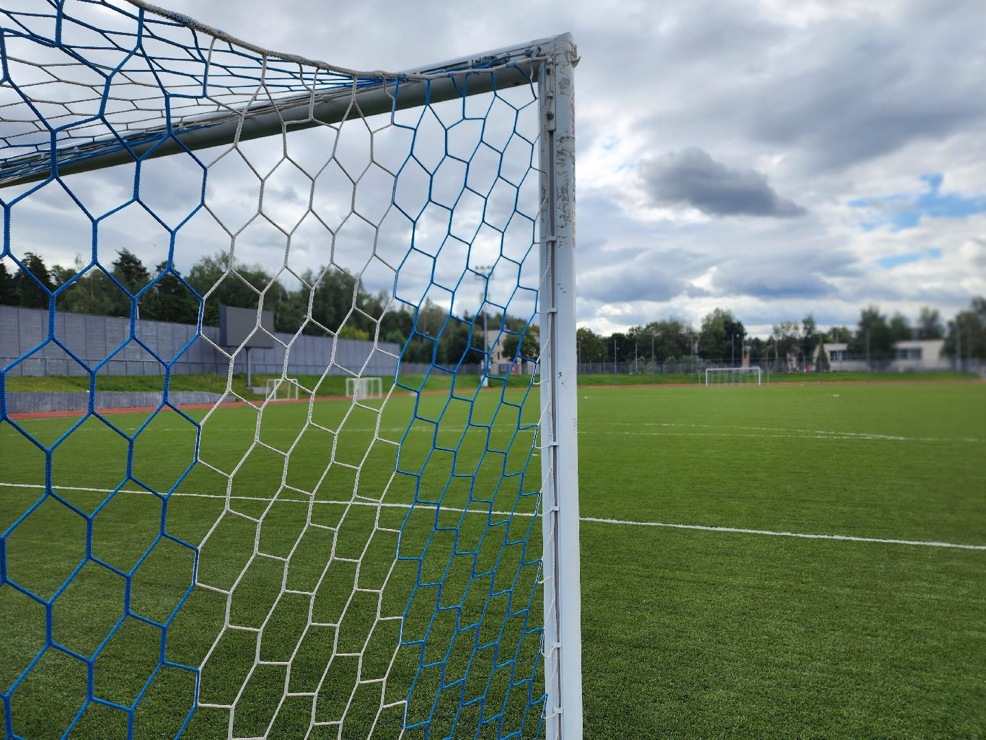 королёв, спорт в королеве, стадион чайка, легенды футбола, летний спортивный фестиваль выходи во двор,