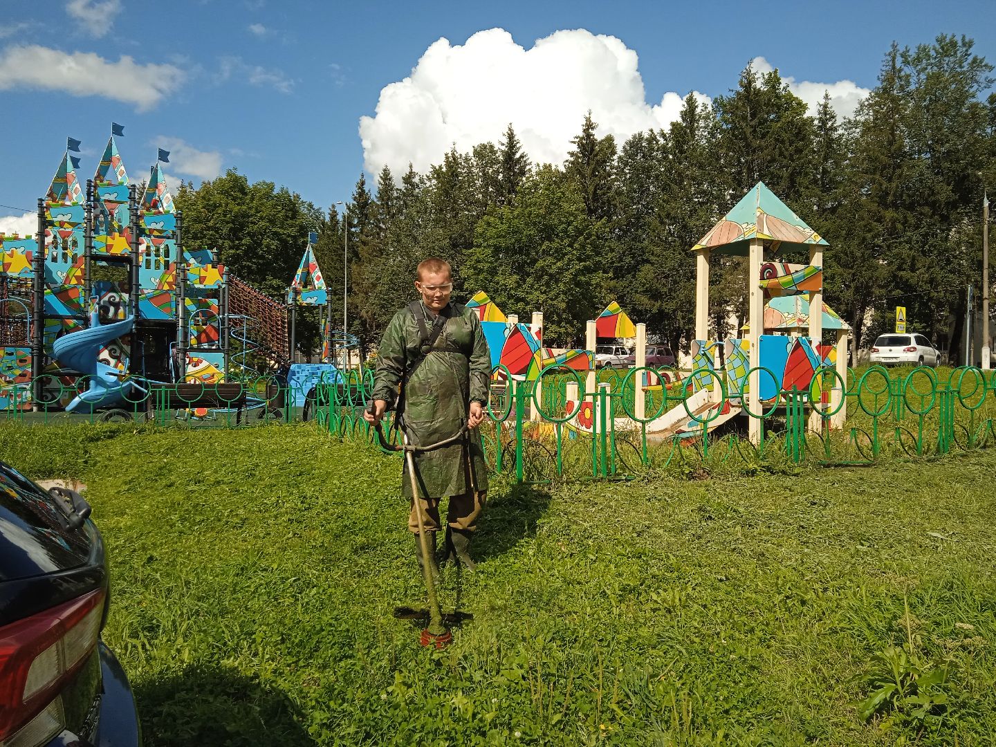 городской округ восход, благоустройство, жкх, газон, газонокосилка,