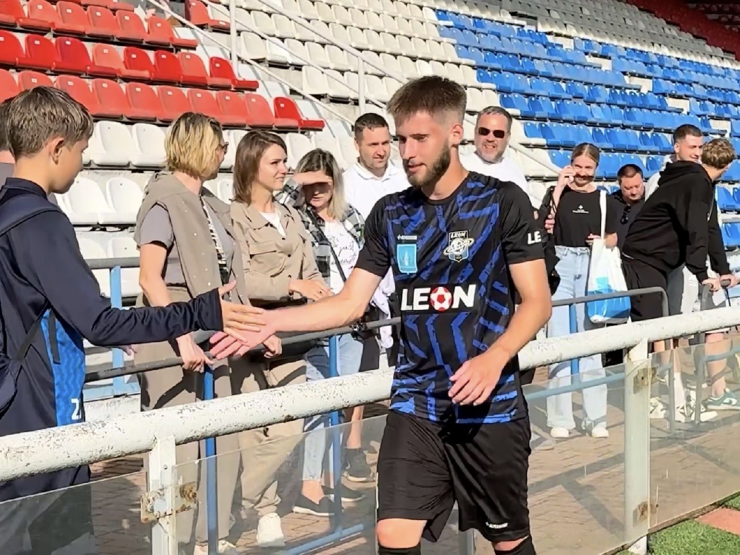 раменское, леон сатурн, сатурн в кратово, футбол,  раменский сатурн,