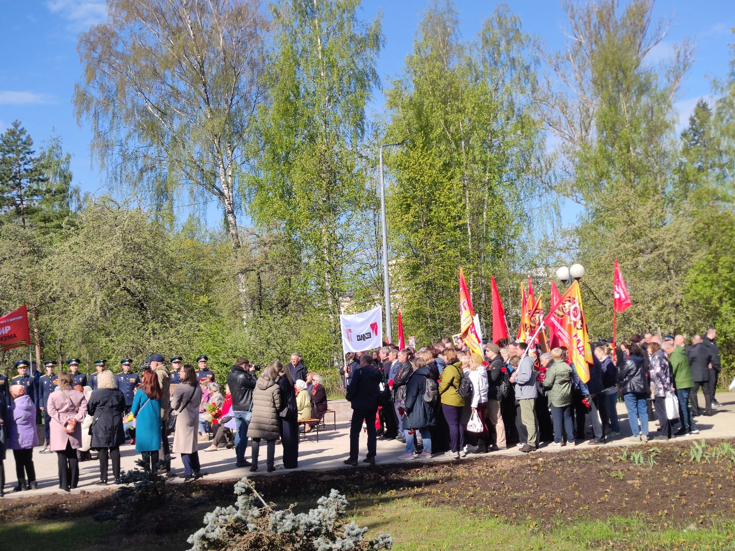 Митинг, возложение цветов, День Победы, Дубна