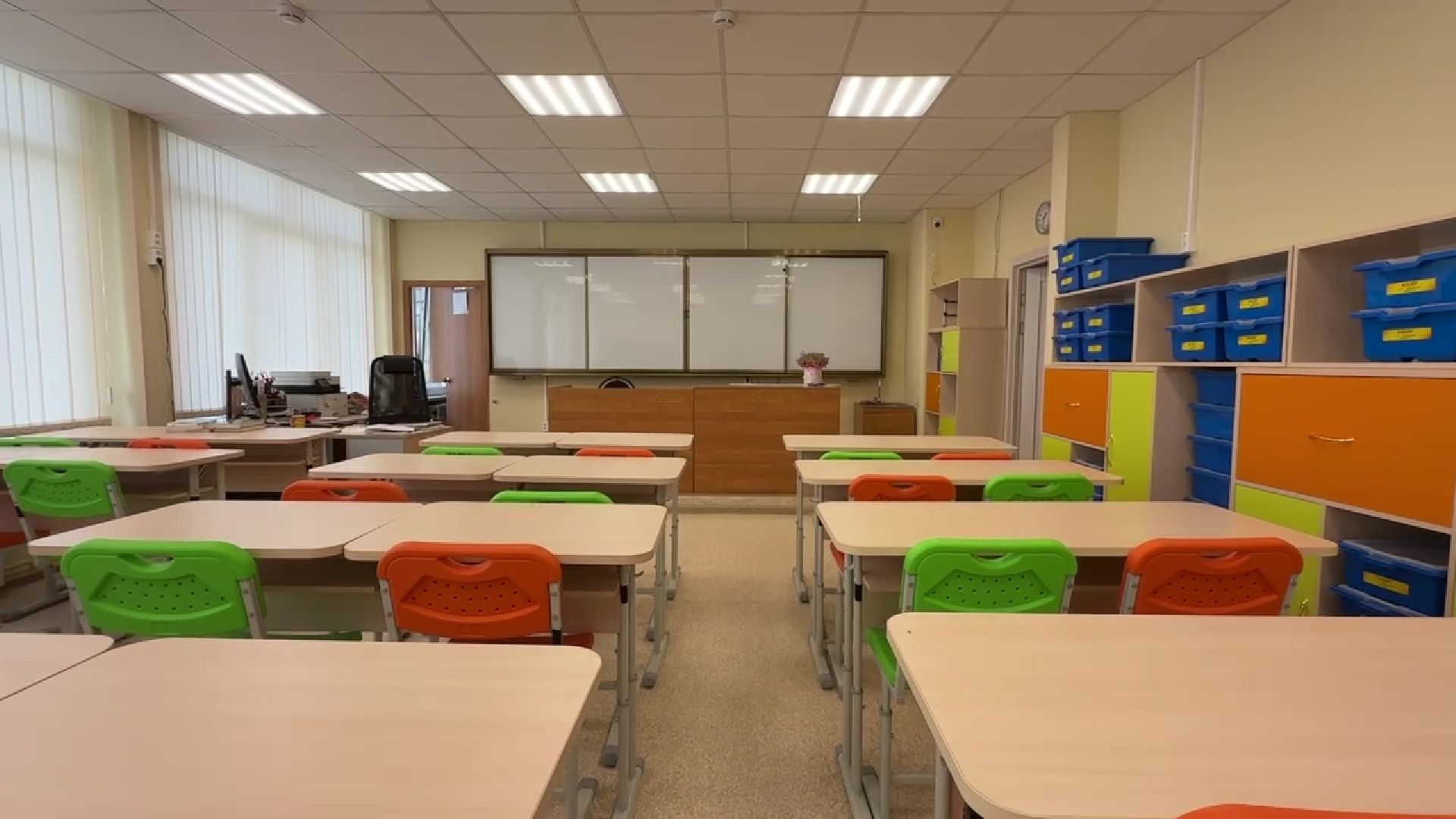 Реутов, образование, школа, день знание, ремонт, учебники, спортзал,