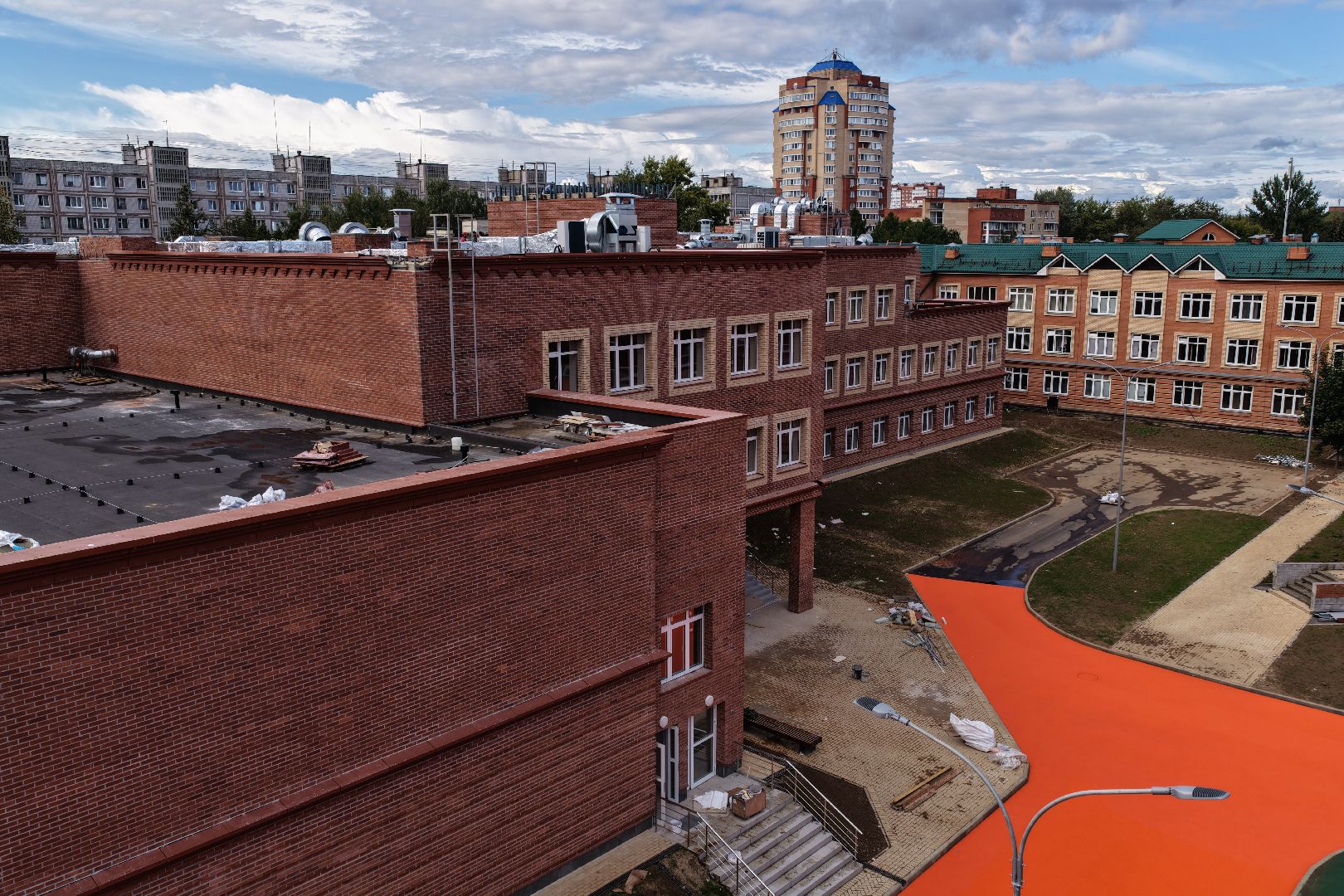 видео с коптера, пристройка к школе 3, образование в чехове,