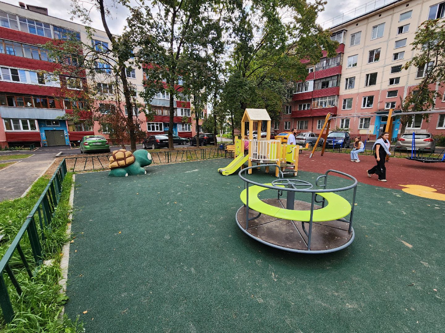 чехов, улица мира, благоустройство двора, детские площадки, спортивные площадки, тренажерный комплекс, зоны отдыха, госпрограмма московской области, формирование комфортной городской среды,воркаут,