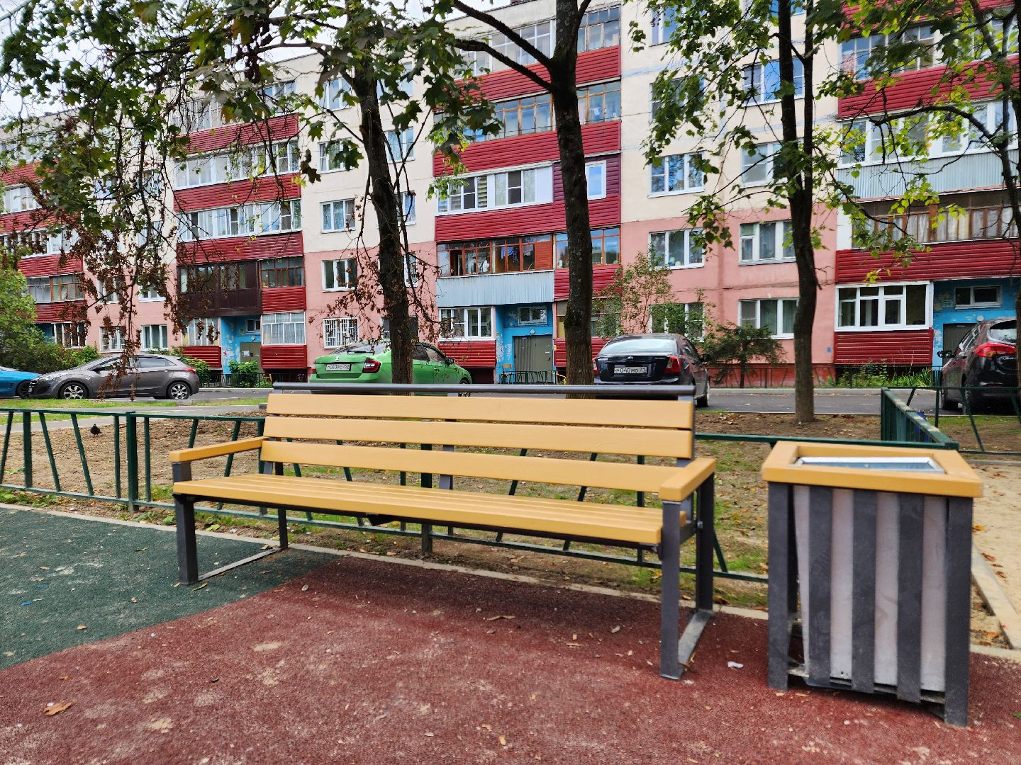 чехов, улица мира, благоустройство двора, детские площадки, спортивные площадки, тренажерный комплекс, зоны отдыха, госпрограмма московской области, формирование комфортной городской среды,воркаут,