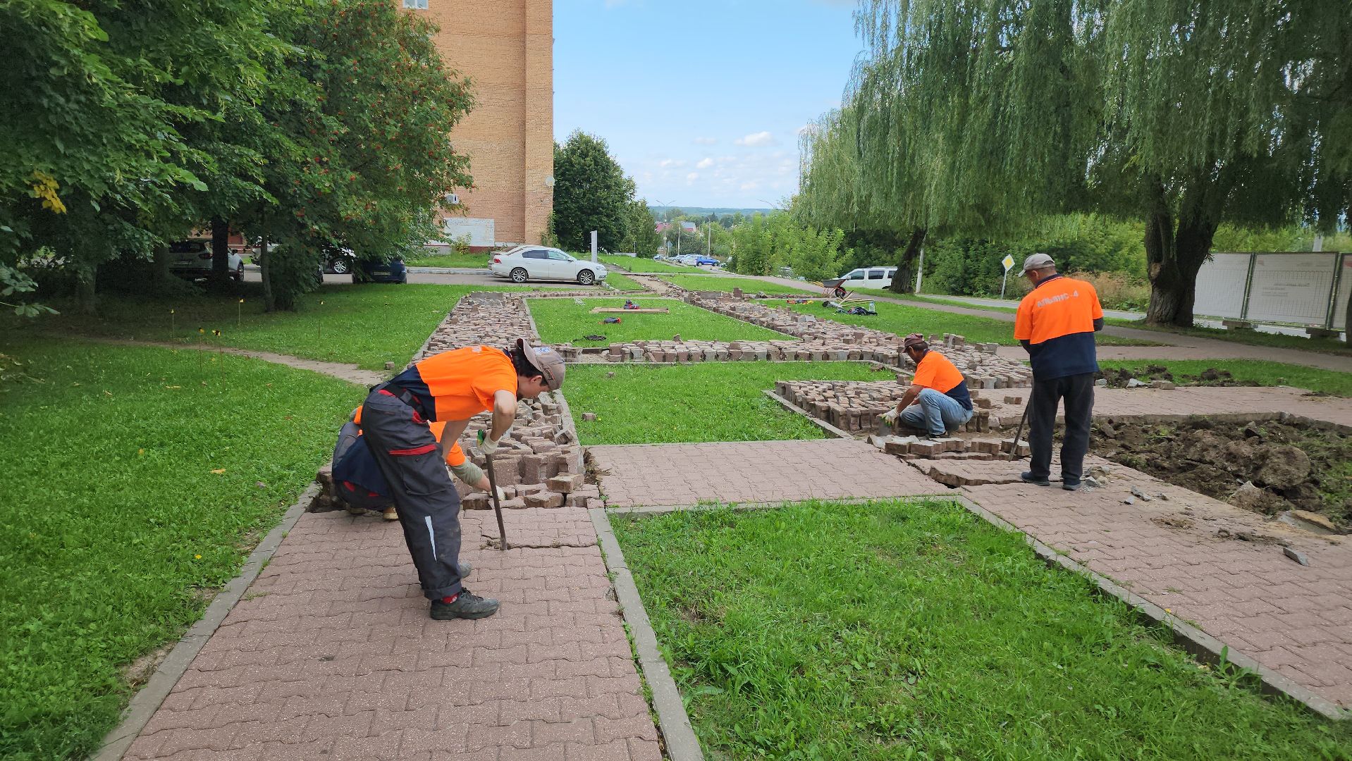 кашира, сквер, благоустройство, зона отдыха, комфортная городская среда, демонтаж,