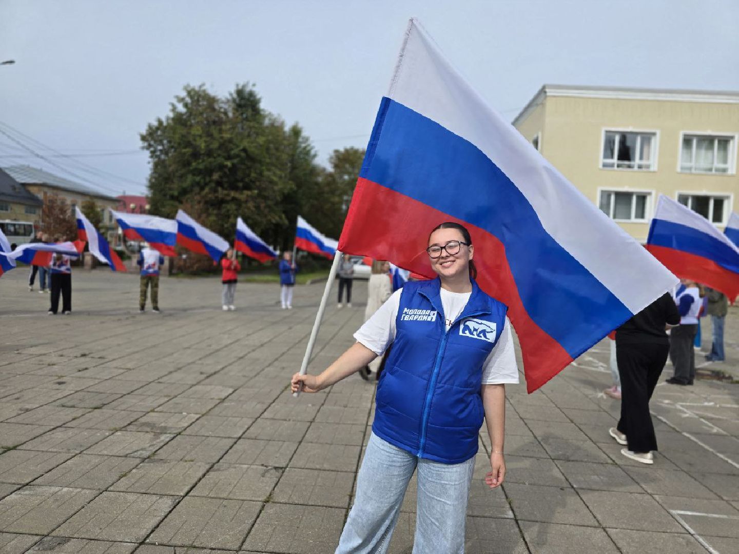 можайск, можайский муниципальный округ, подмосковье, день государственного флага россии, праздник, общество, флешмоб,