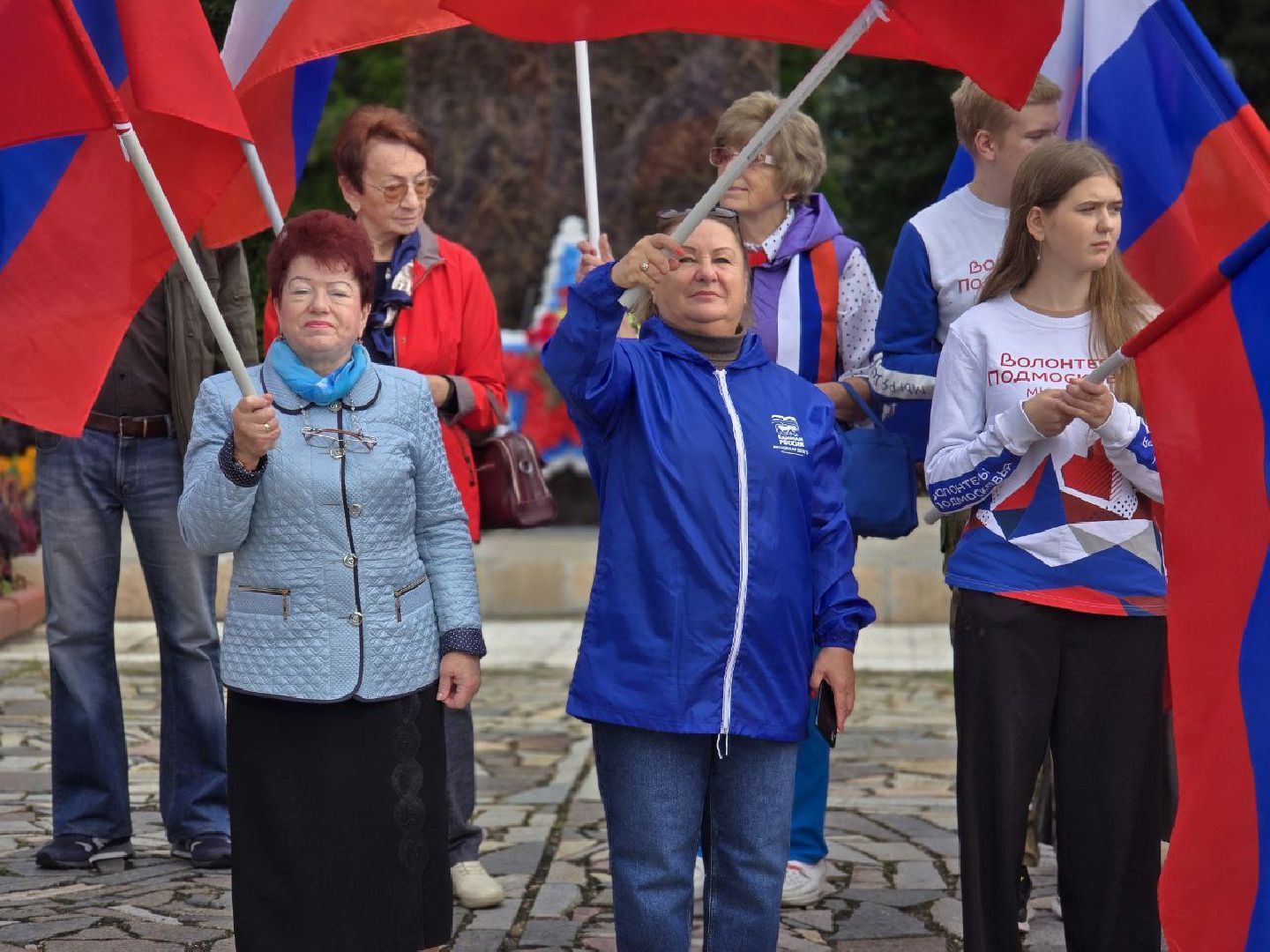 можайск, можайский муниципальный округ, подмосковье, день государственного флага россии, праздник, общество, флешмоб,