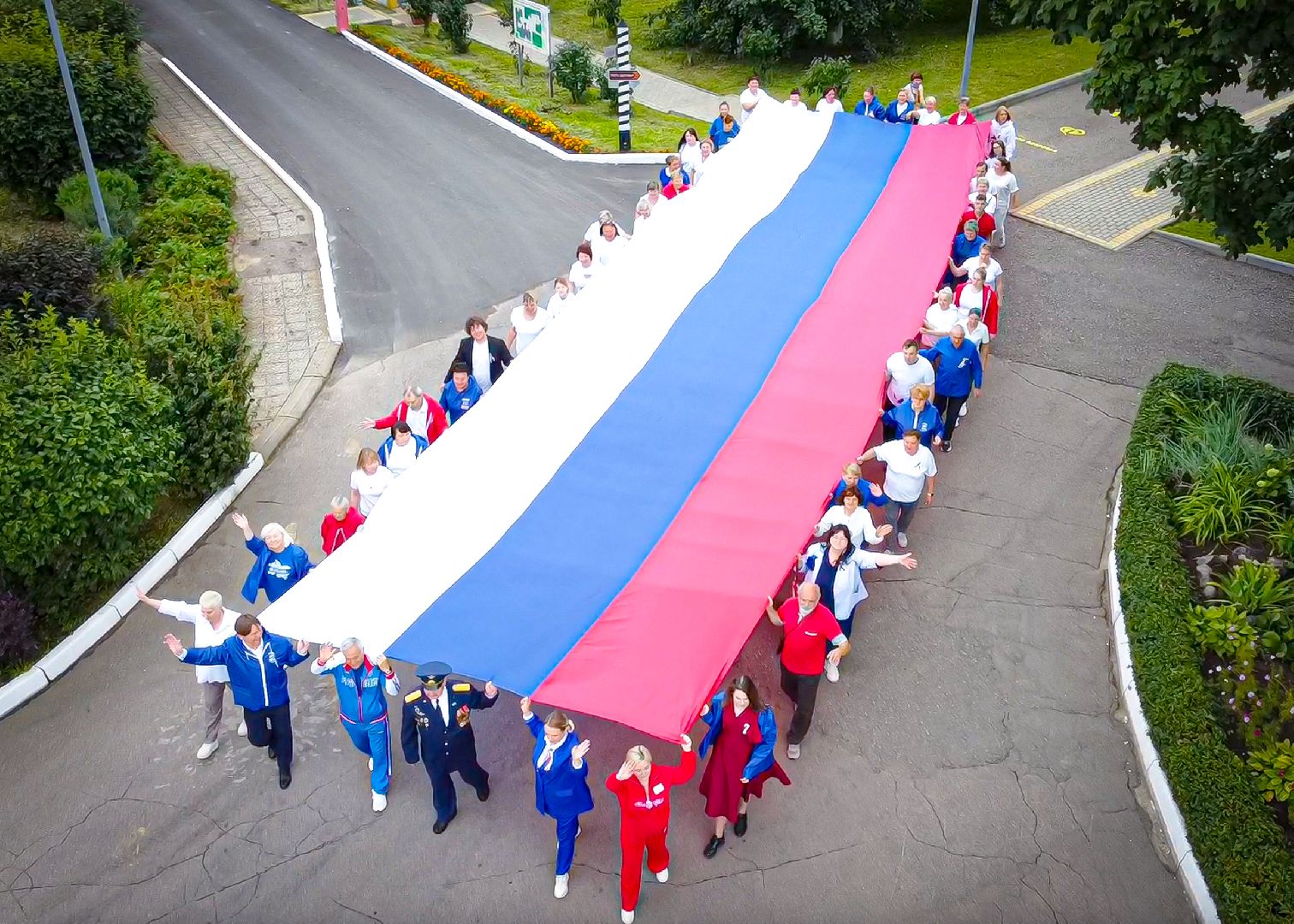 клин, общество, волонтеры, день флага россии, подмосковье,
