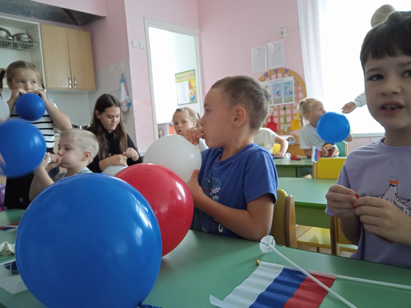 городской округ восход, день флага россии, триколор, флаг россии,