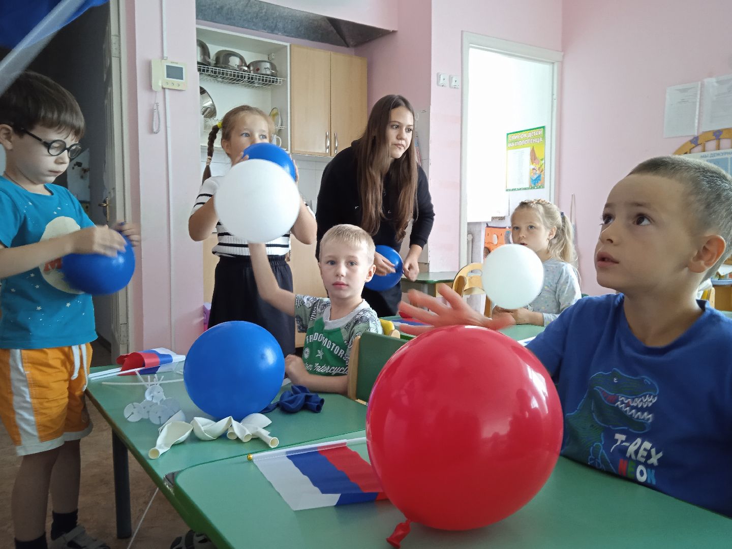 городской округ восход, день флага россии, триколор, флаг россии,