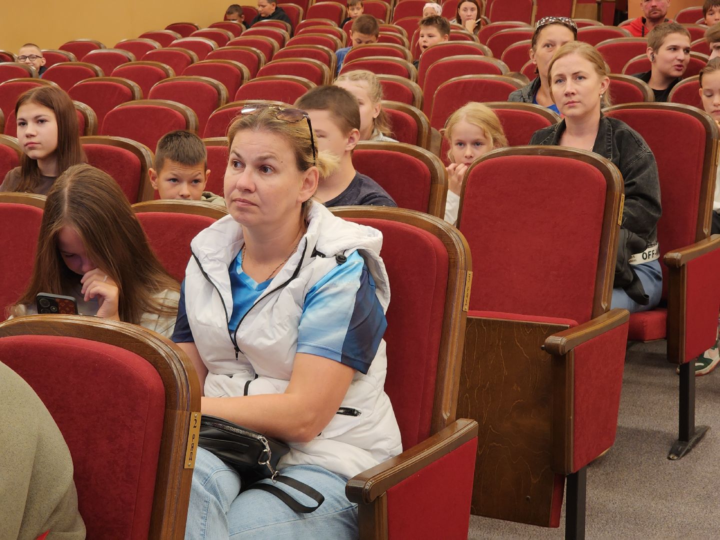 солнечногорск, школьники , помощь , поддержка , рюкзаки ,