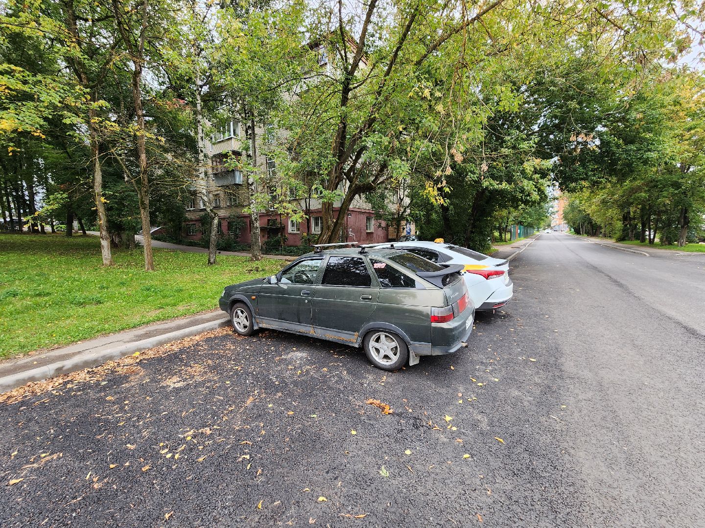 чехов, улица ильича, дорожный ремонт, капремонт дороги, замена покрытия, новые бордюры, разметка, дорожные знаки, пешеходные переходы, госпрограмма московской области, развитие дорожного комплекса, тротуары,