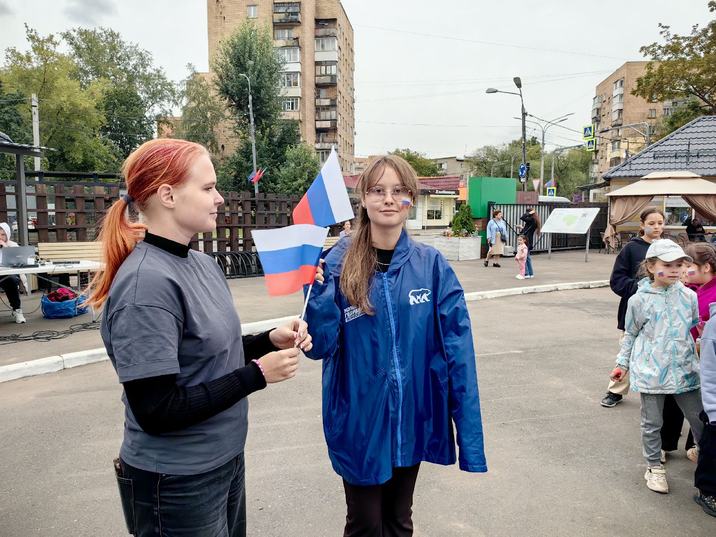 сво, бойцы, гуманитарная помощь, порк, День флага, квест,