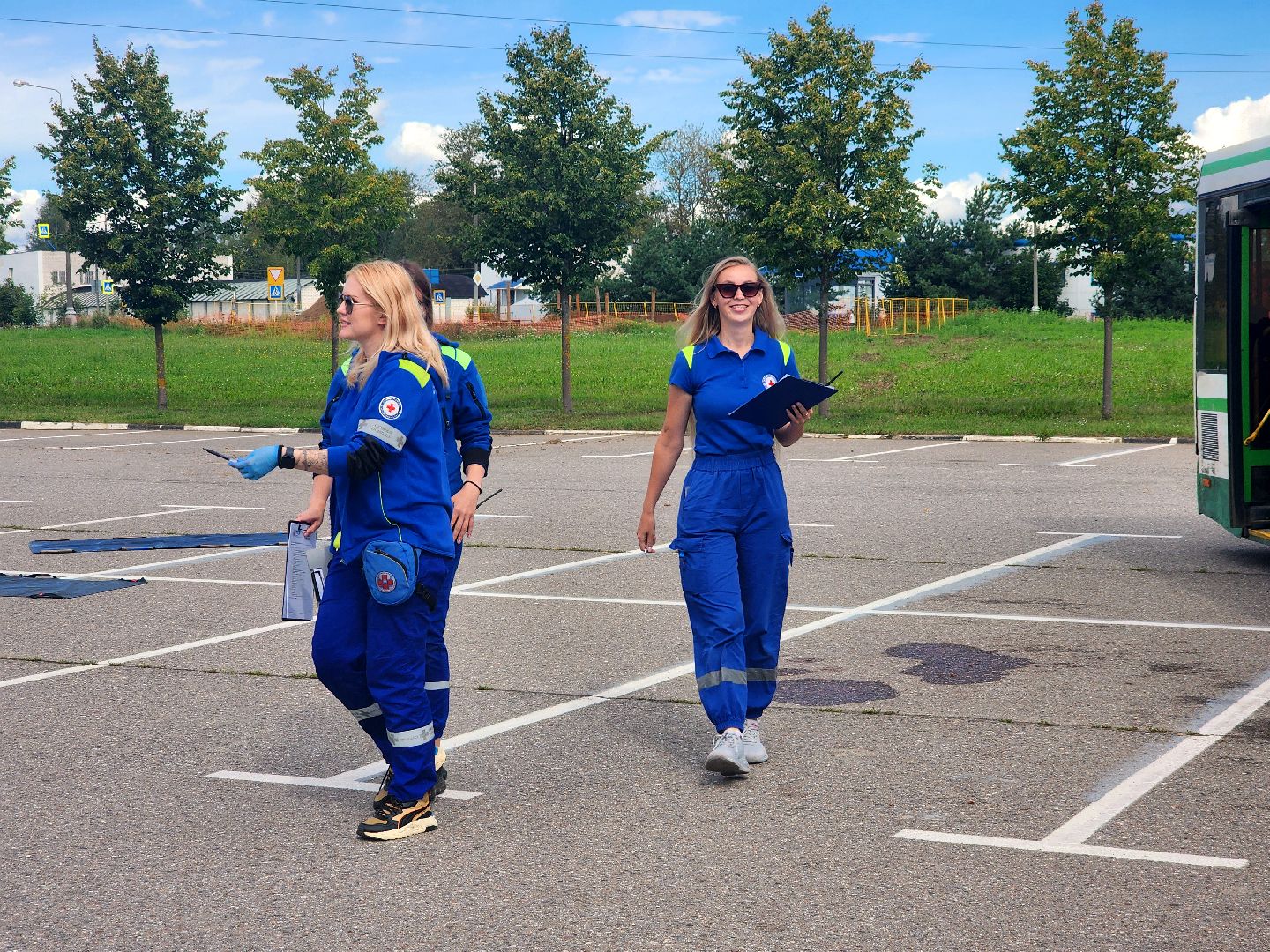 дубна, моссмп, скорая помощь, учения, волонтеры,