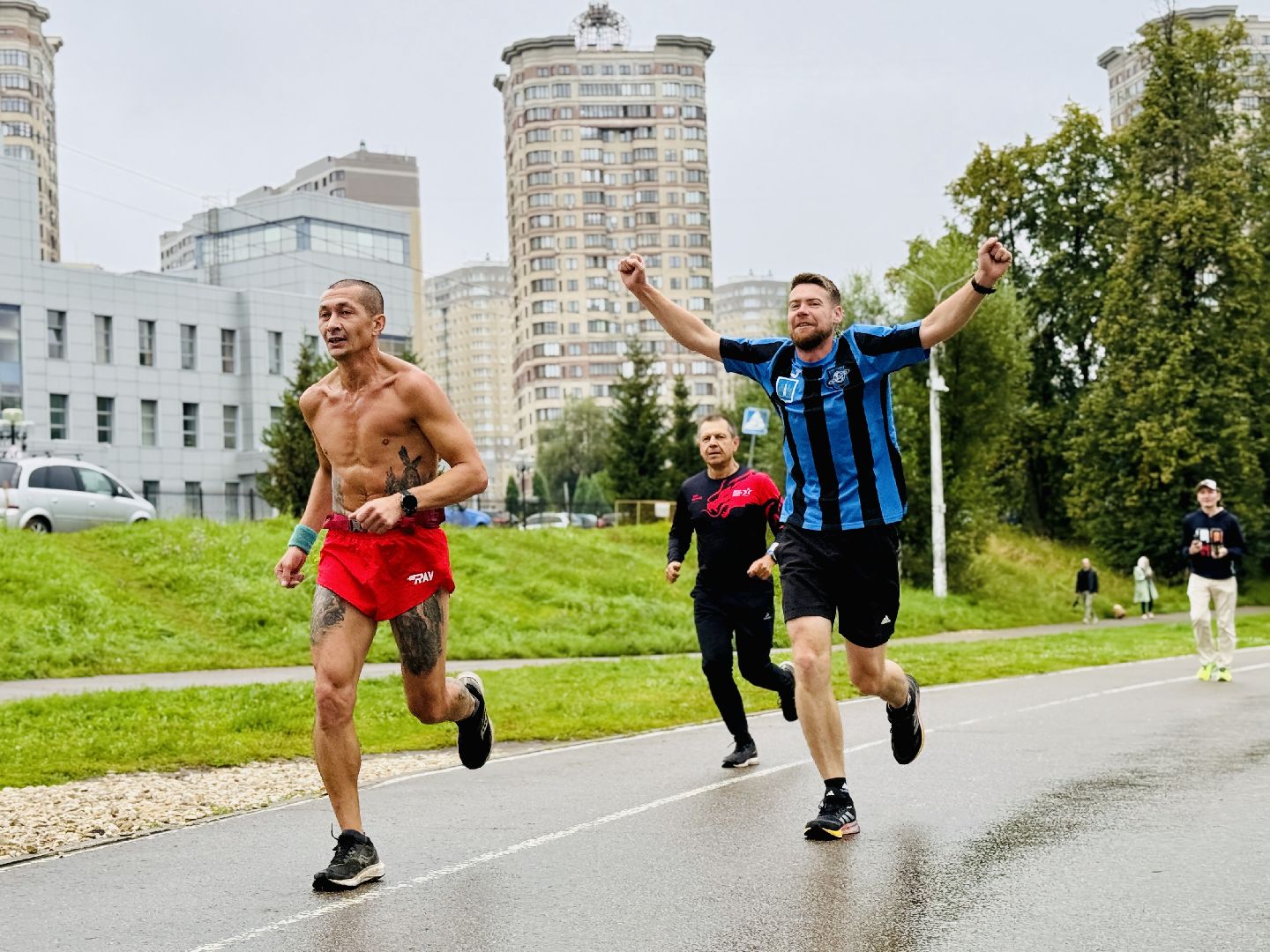 раменское, пять верст, забег, спортсмены, футбольные фанаты,