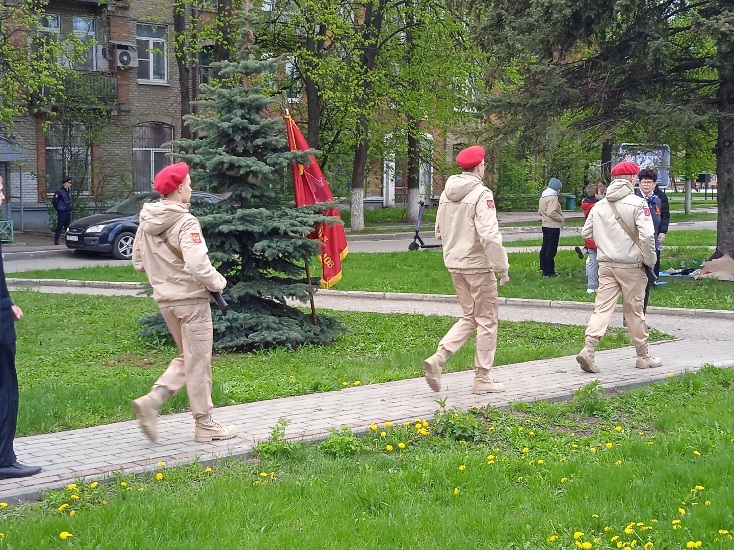 монумент, бронепоезд, Москвич, вахта, памяти, ЦАГИ