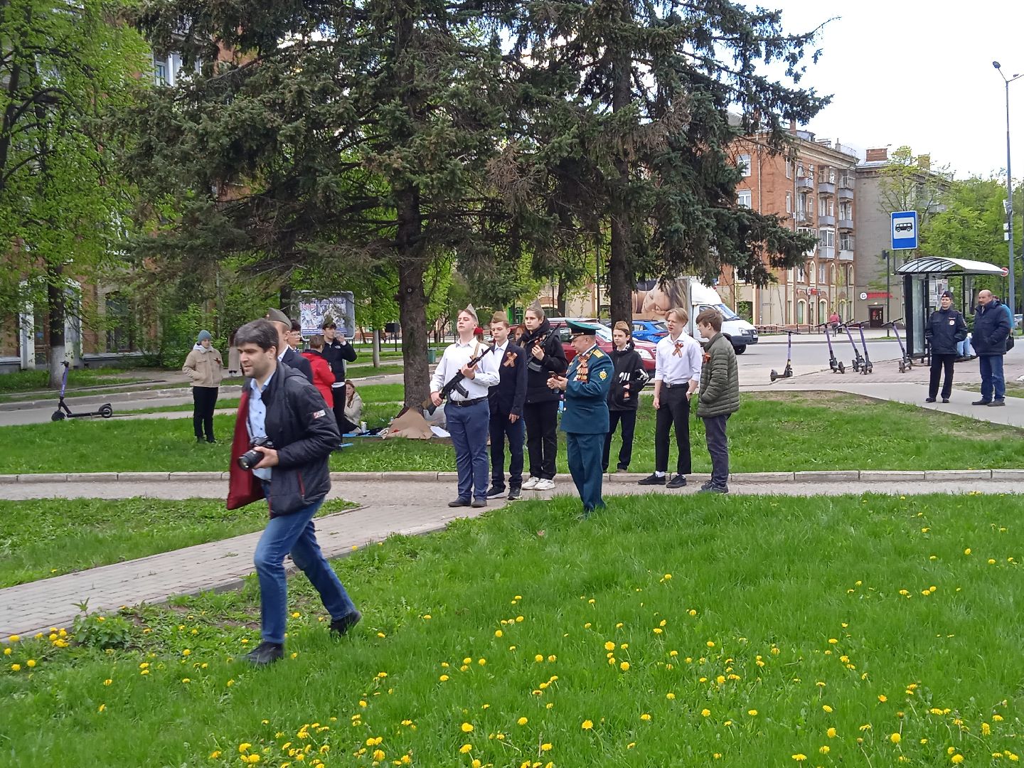 монумент, бронепоезд, Москвич, вахта, памяти, ЦАГИ