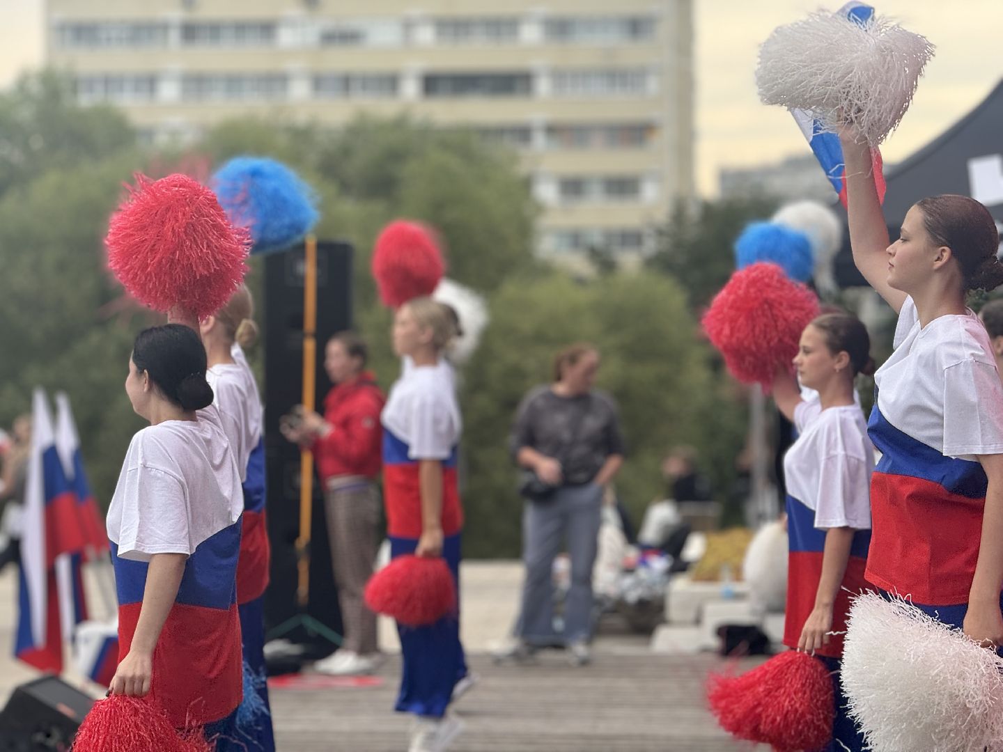 день государственного флага россии, ленинский городской округ, триколор, флешмоб,
