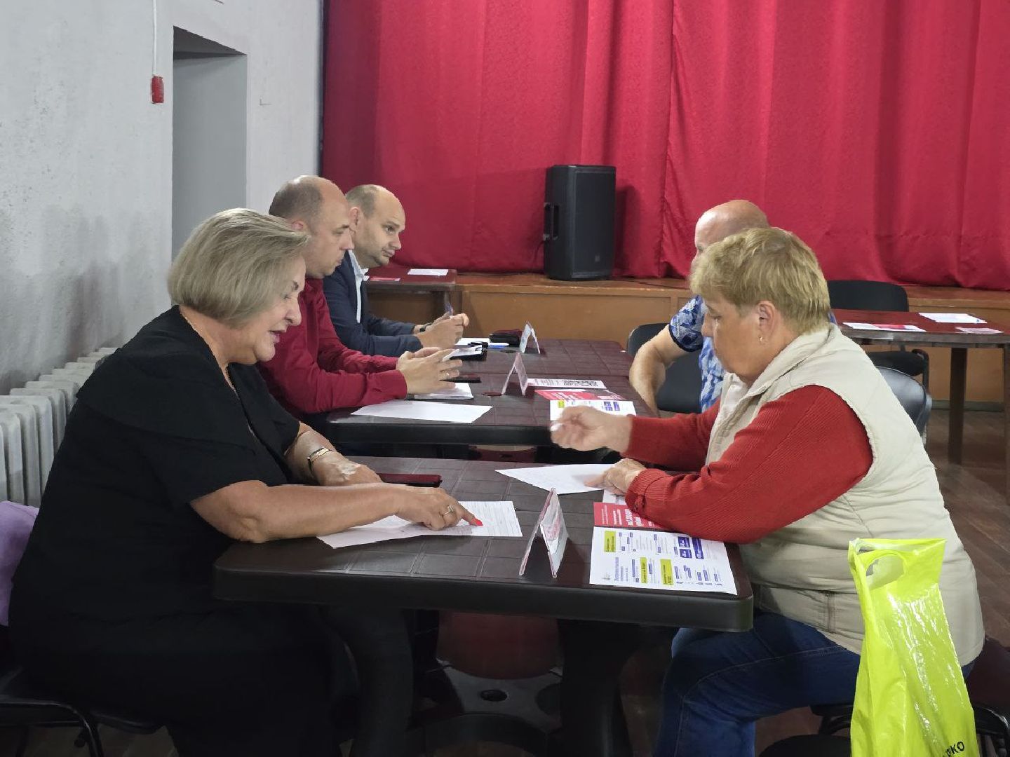 можайск, можайский муниципальный округ, подмосковье, выездная администрация, власть, ремонт дорог, просьба жителей,