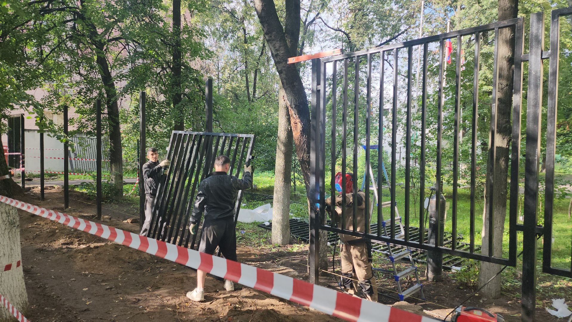 люберцы, лицей 4 в Люберцах, 1 сентября, ремонт фасада, ремонт крыши,