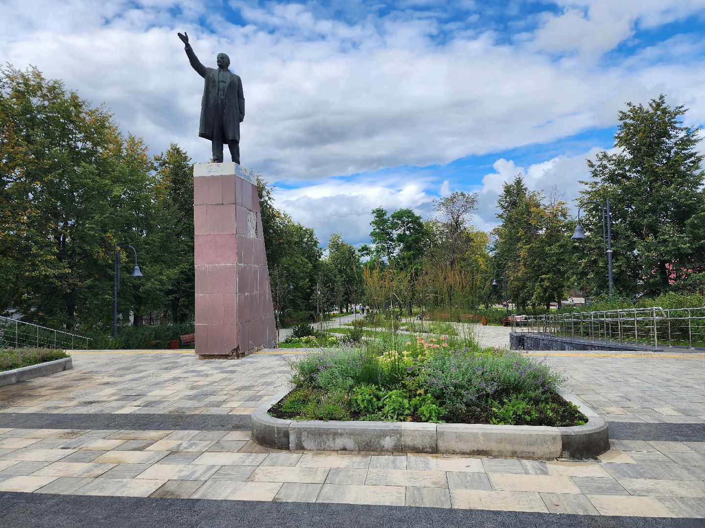 благоустройство, реконструкция, сквер бугрова, ногинск, богородский городской округ,